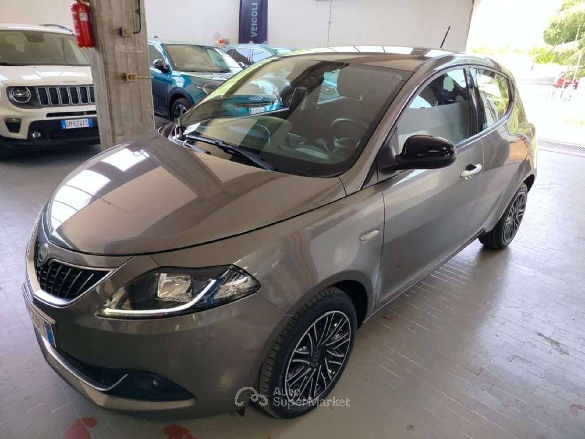 Lancia Ypsilon