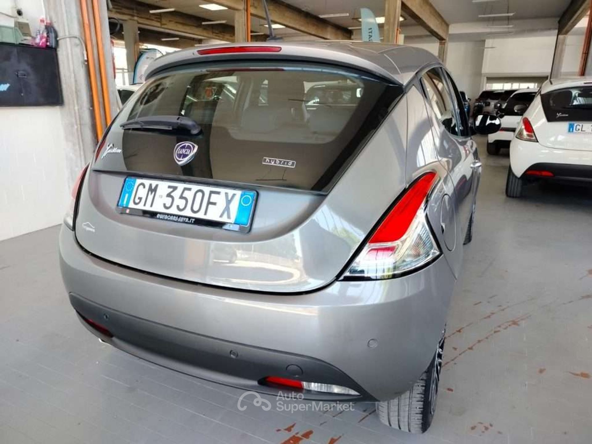 Lancia Ypsilon