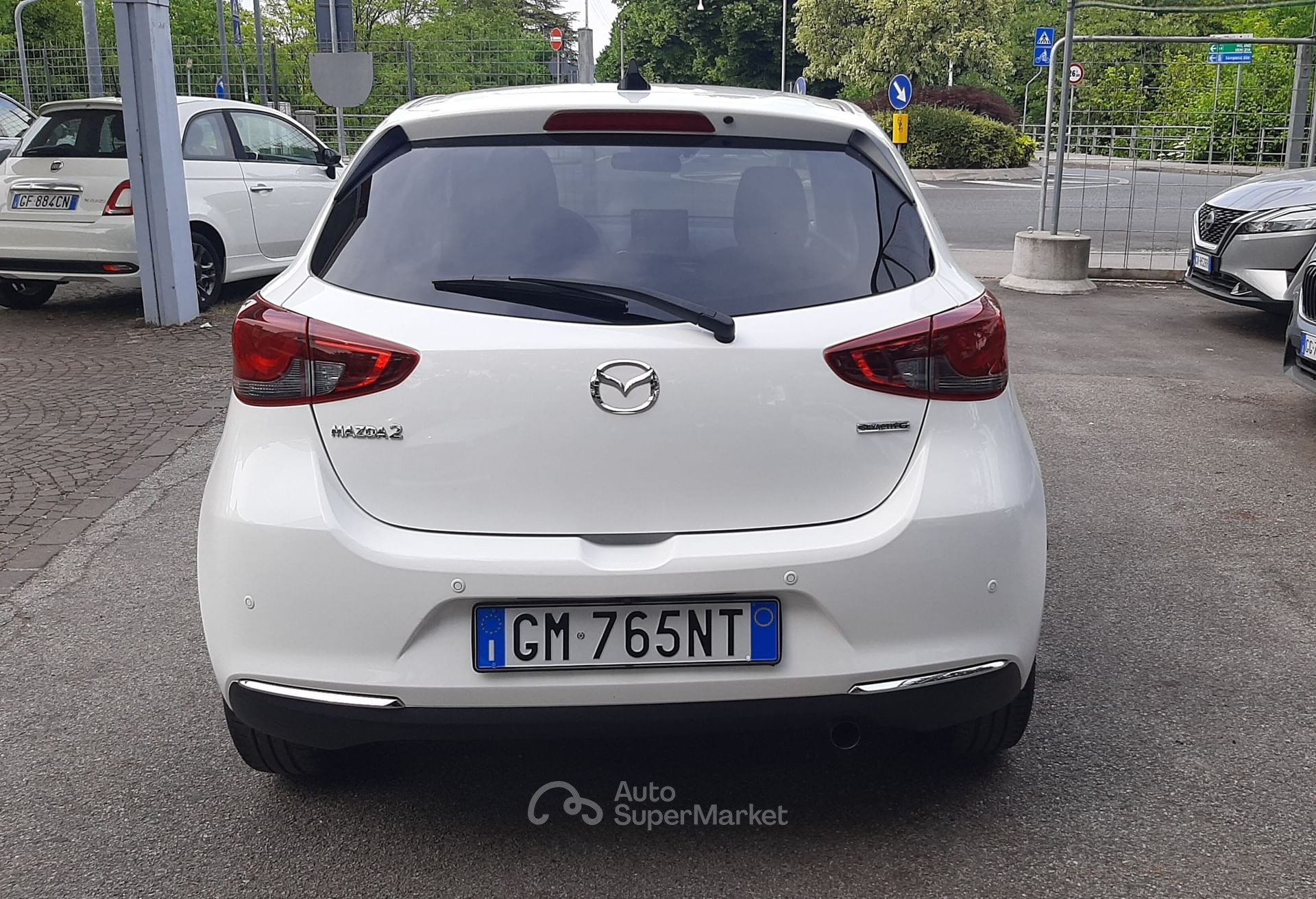 Mazda 2