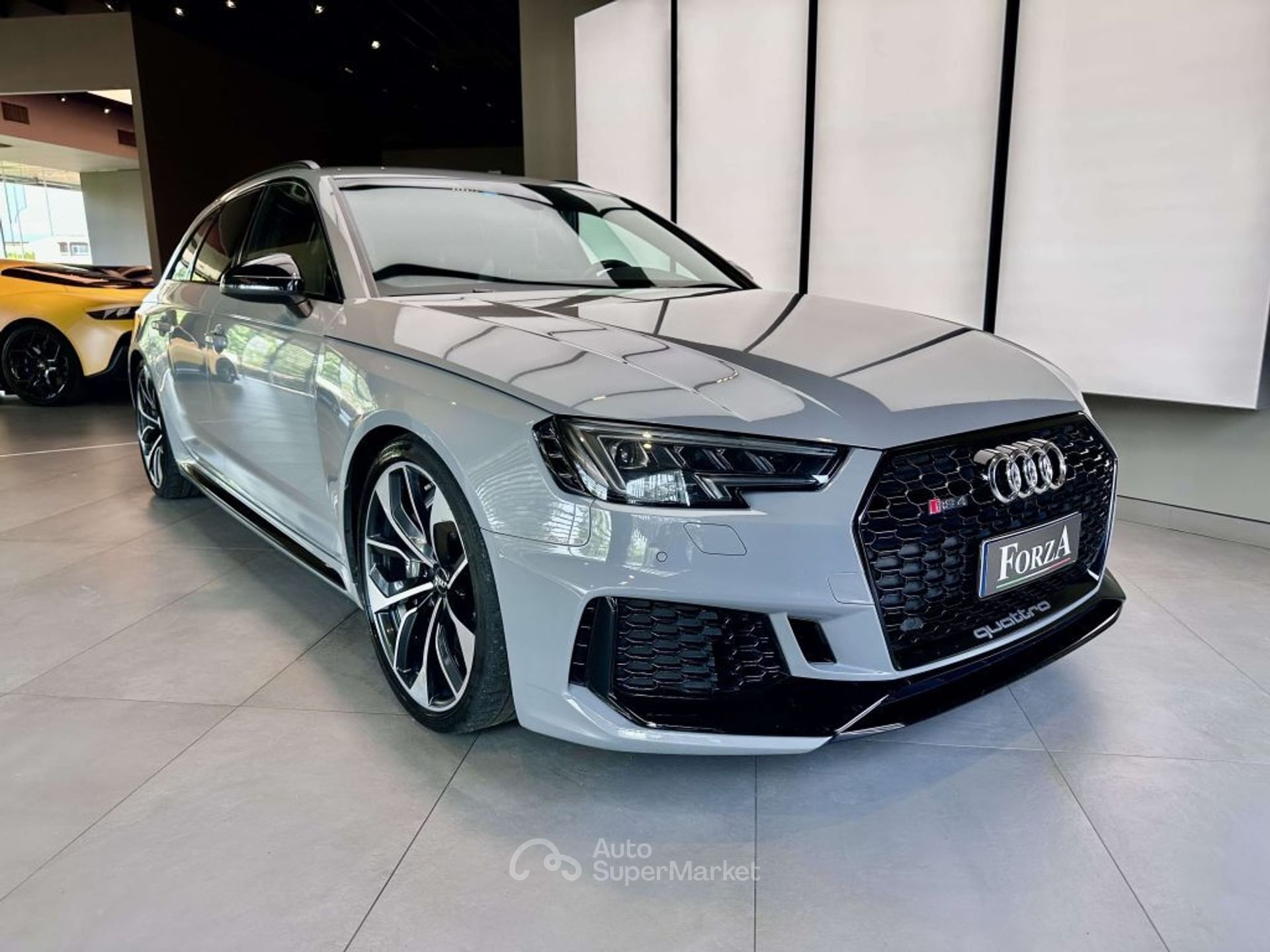 Audi RS 4