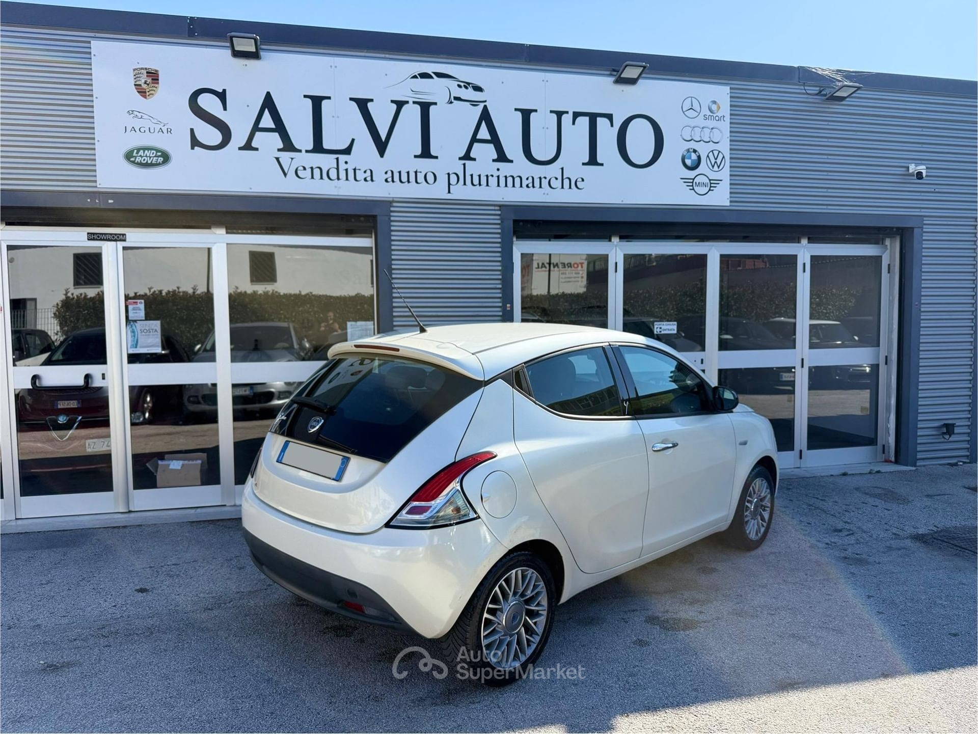 Lancia Ypsilon