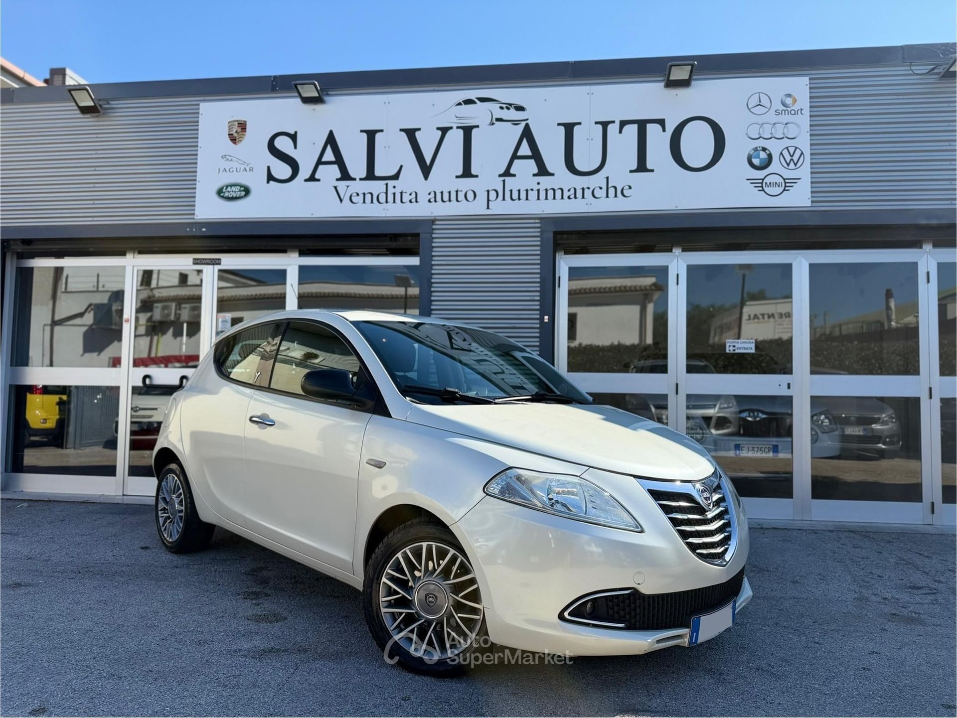 Lancia Ypsilon