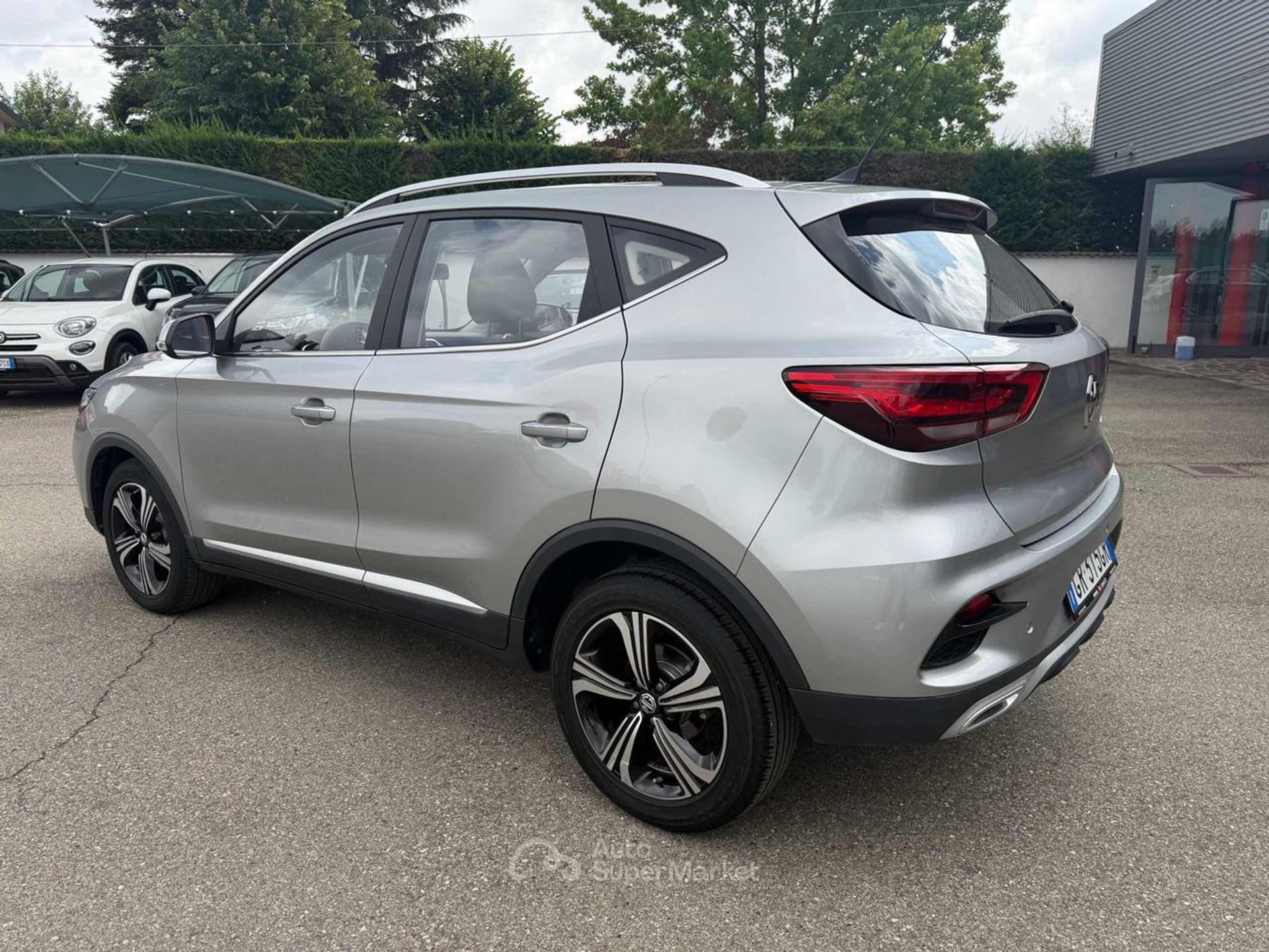 MG ZS