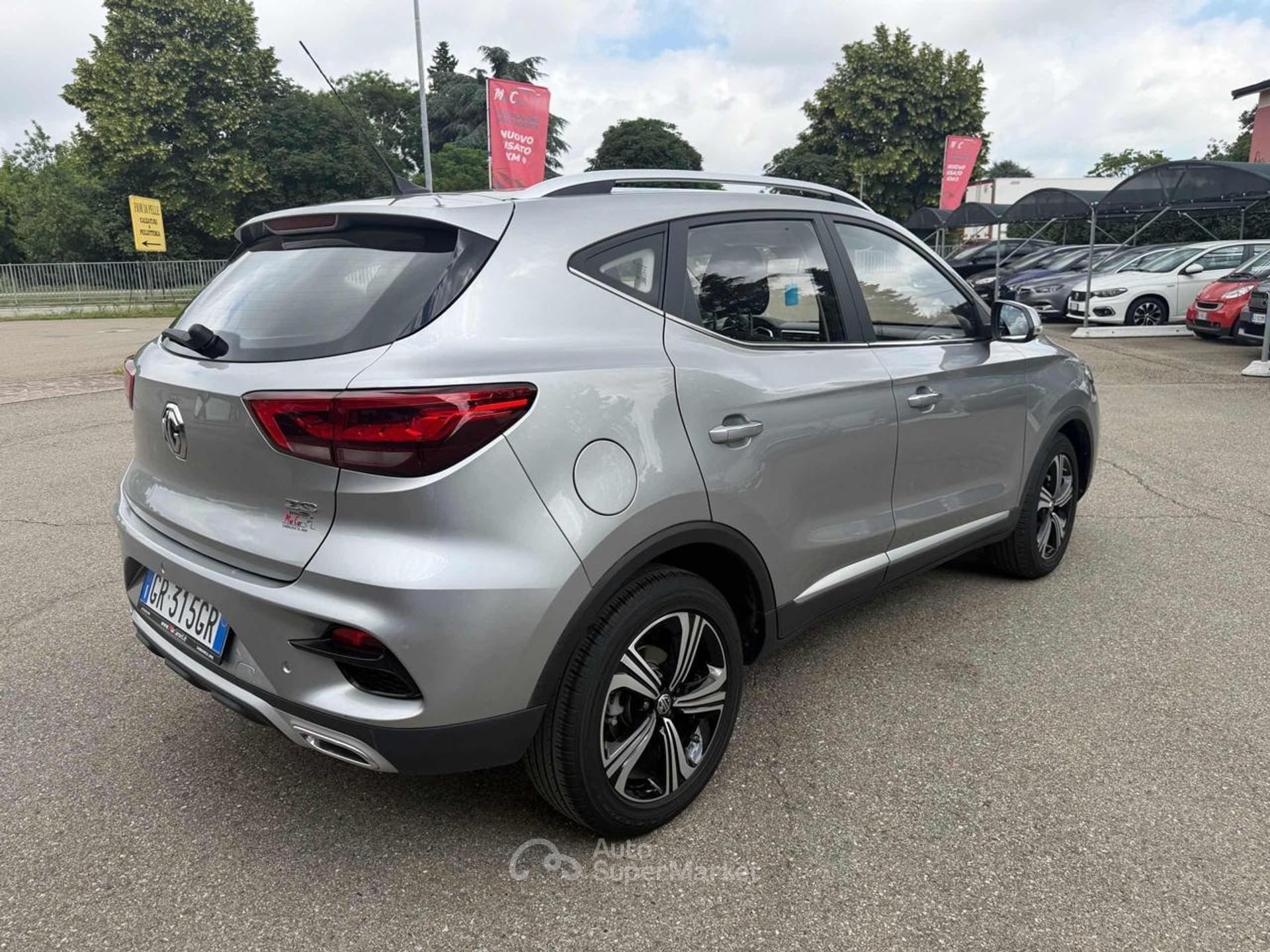 MG ZS