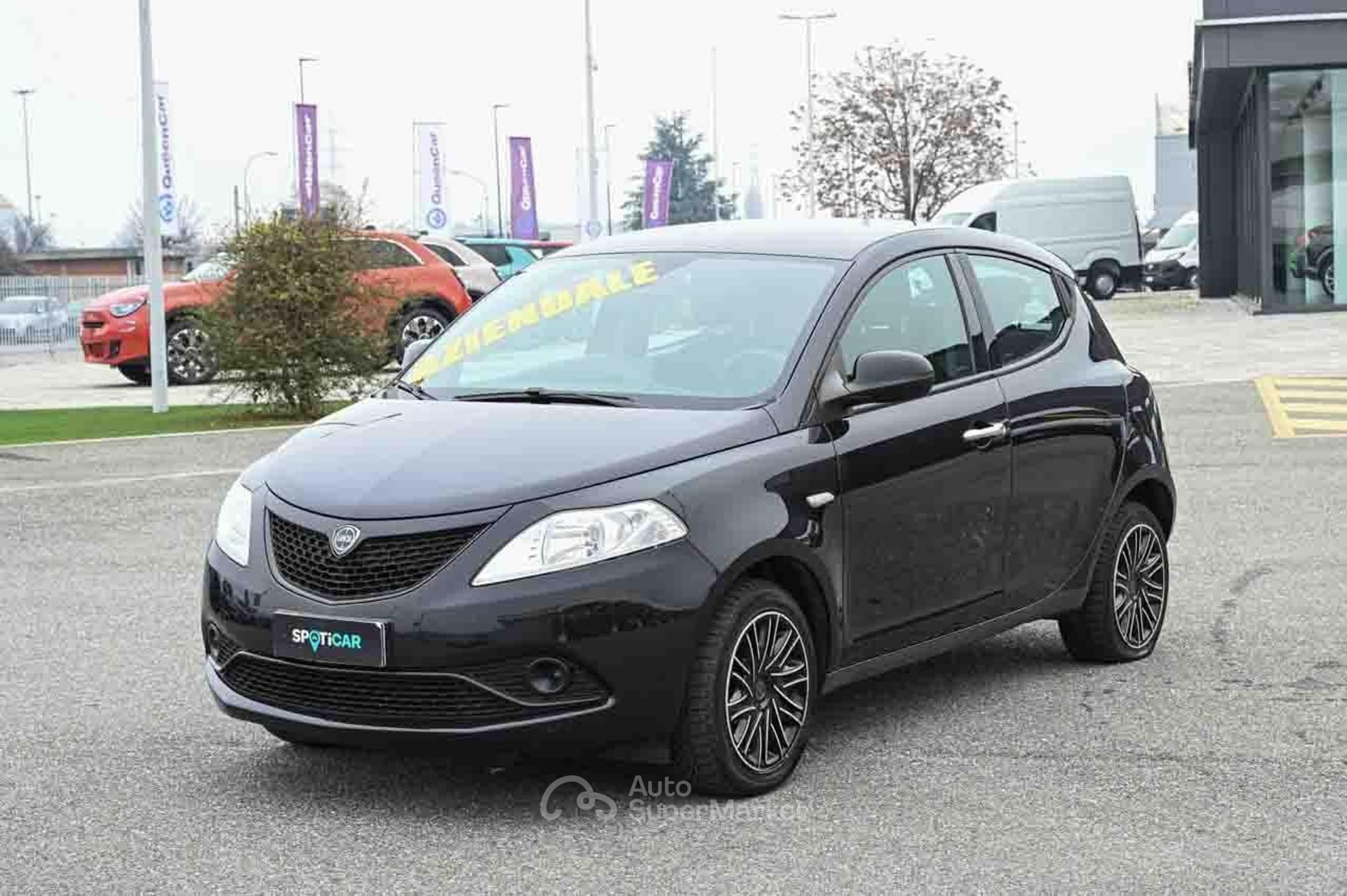 Lancia Ypsilon