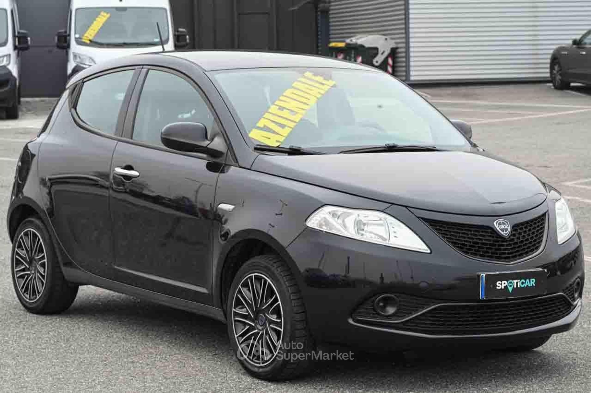 Lancia Ypsilon