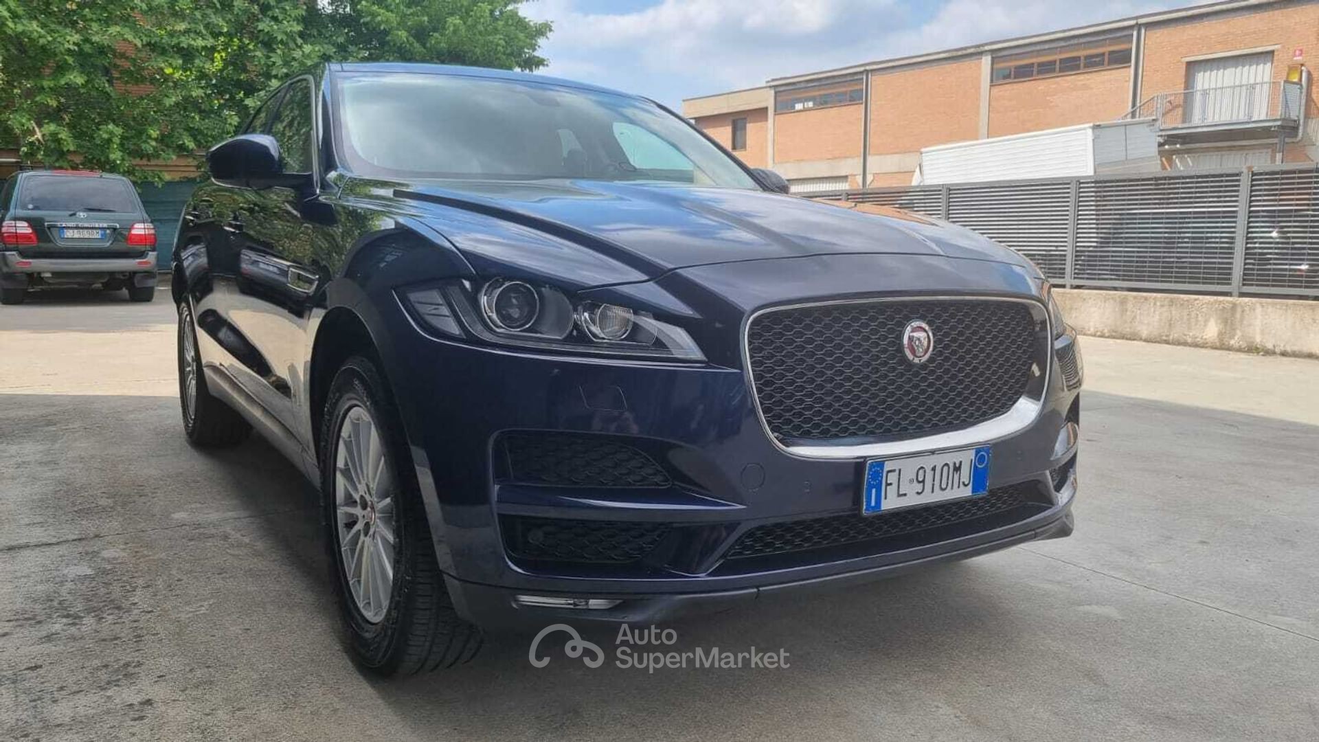 Jaguar F-Pace