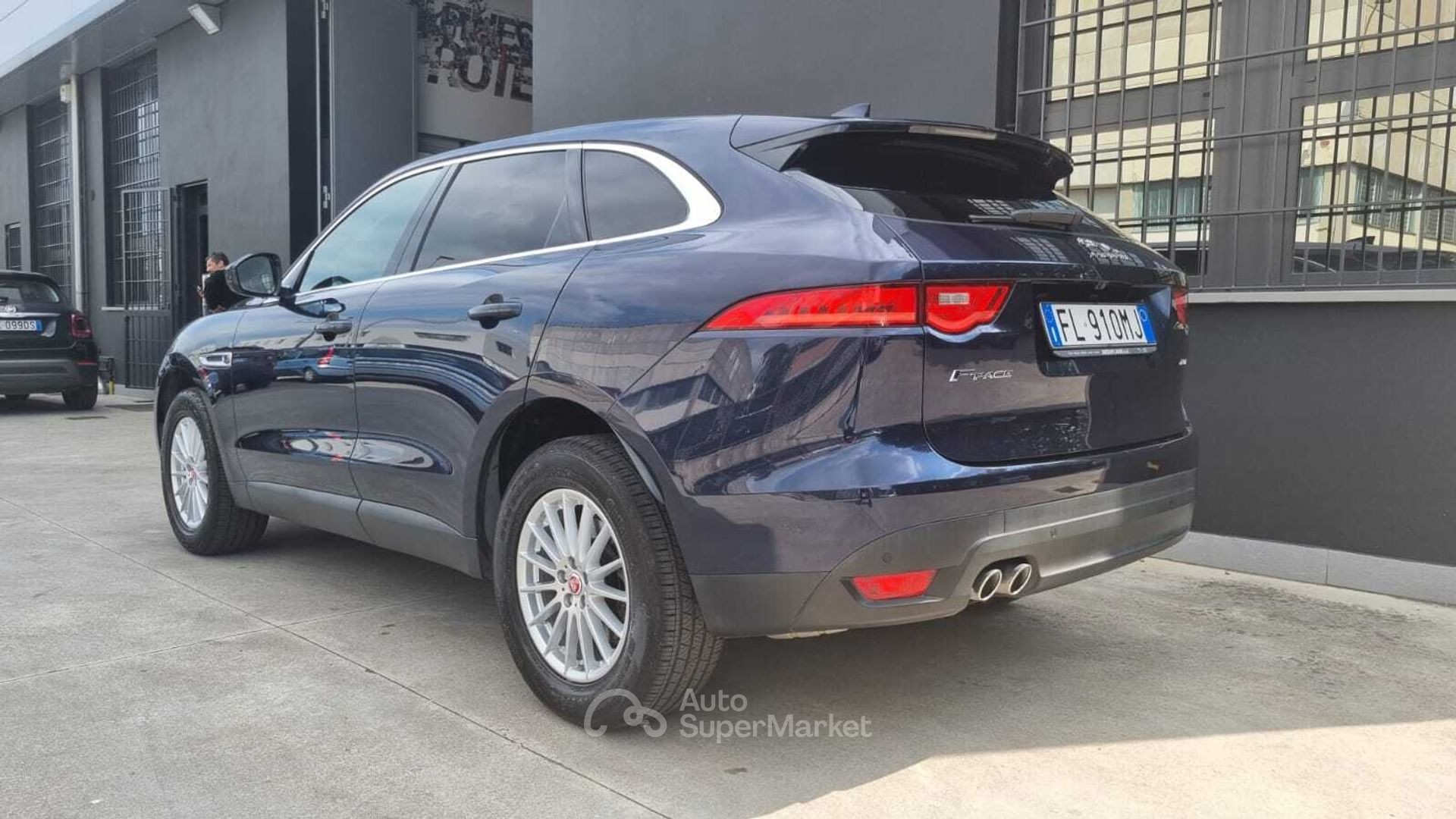 Jaguar F-Pace
