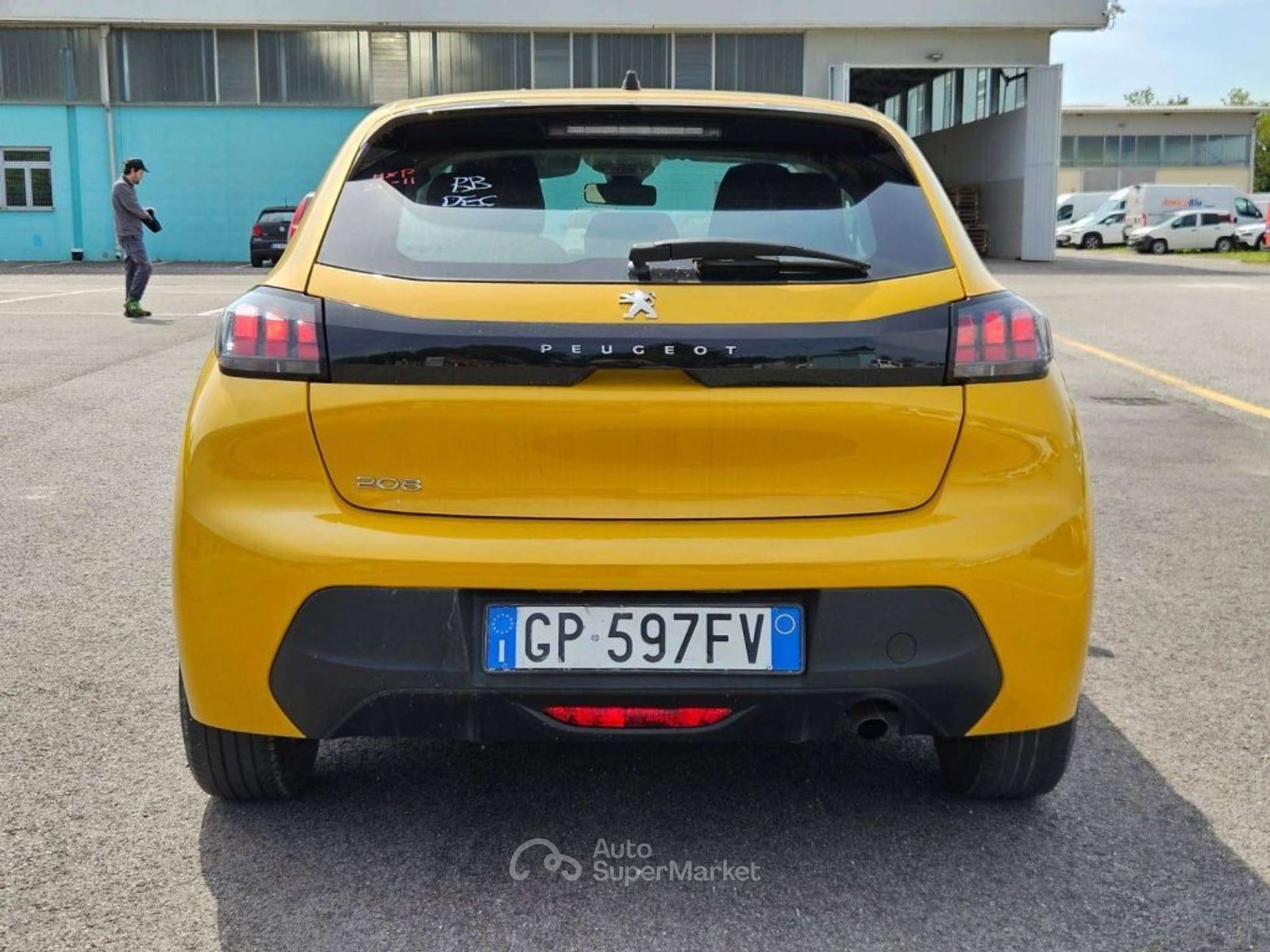 Peugeot 208