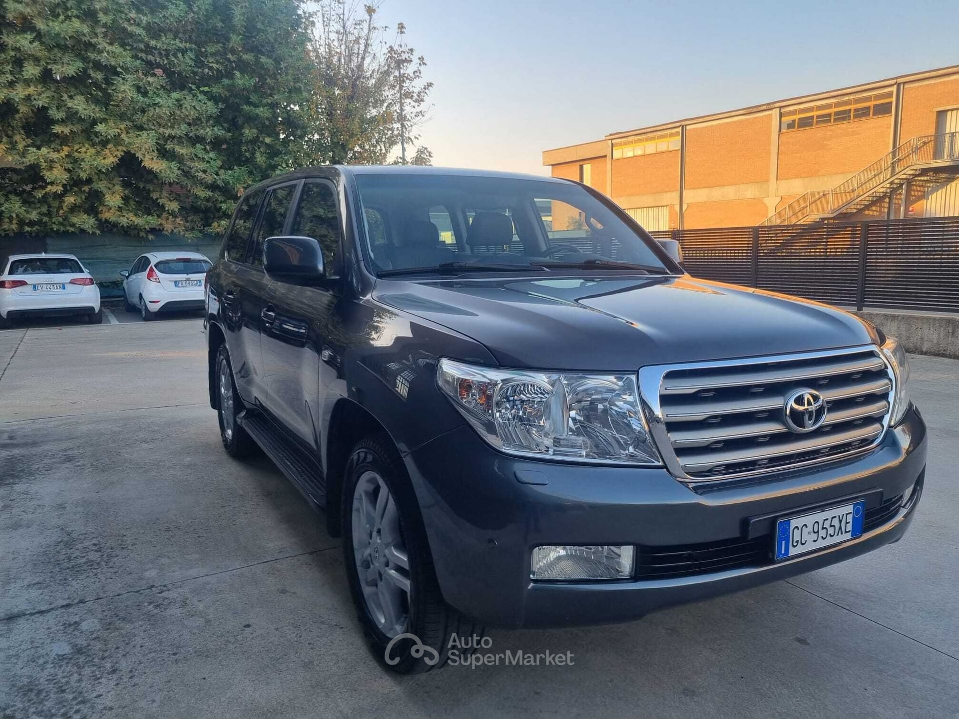 Toyota Land Cruiser