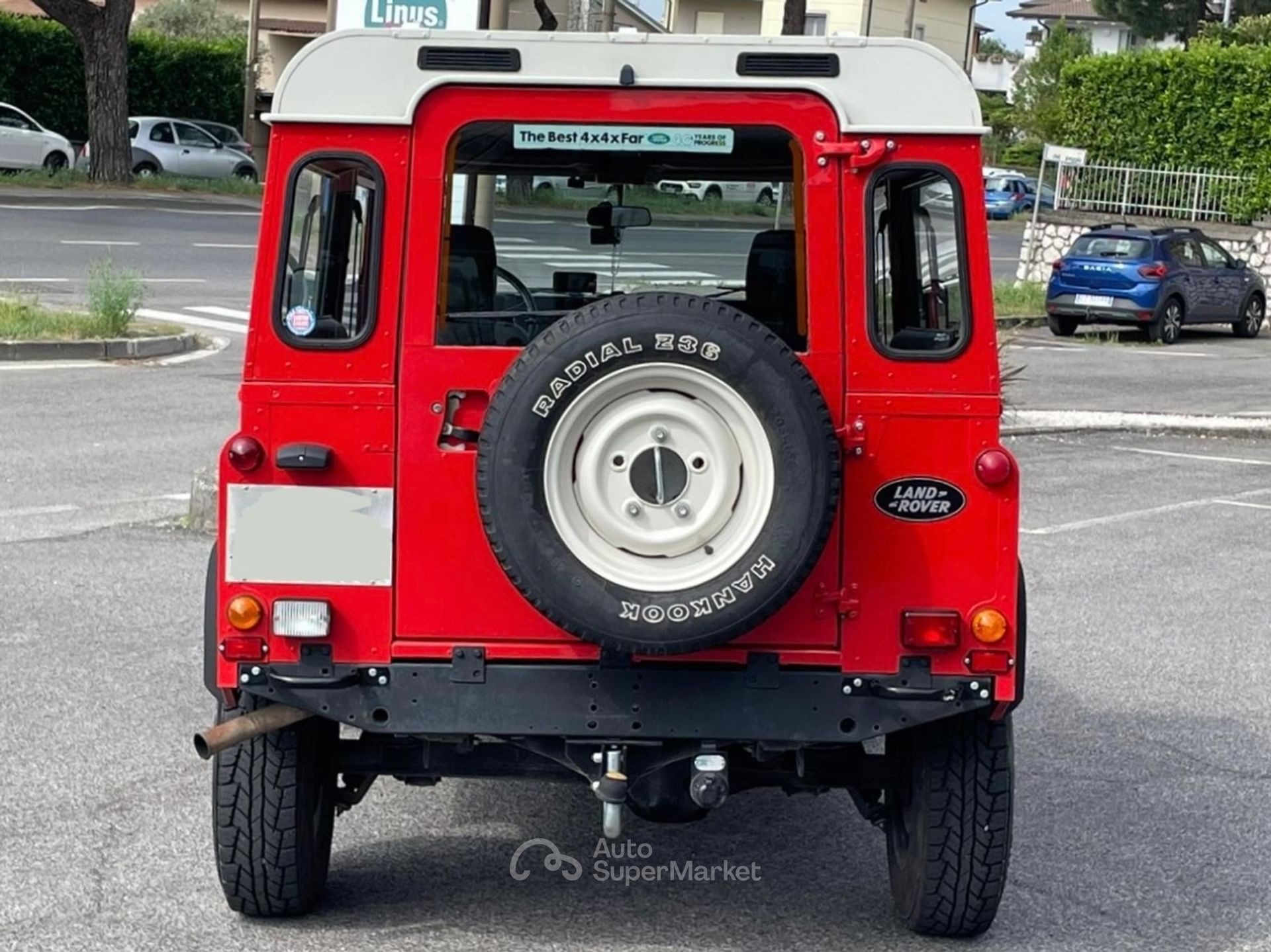Land Rover Defender