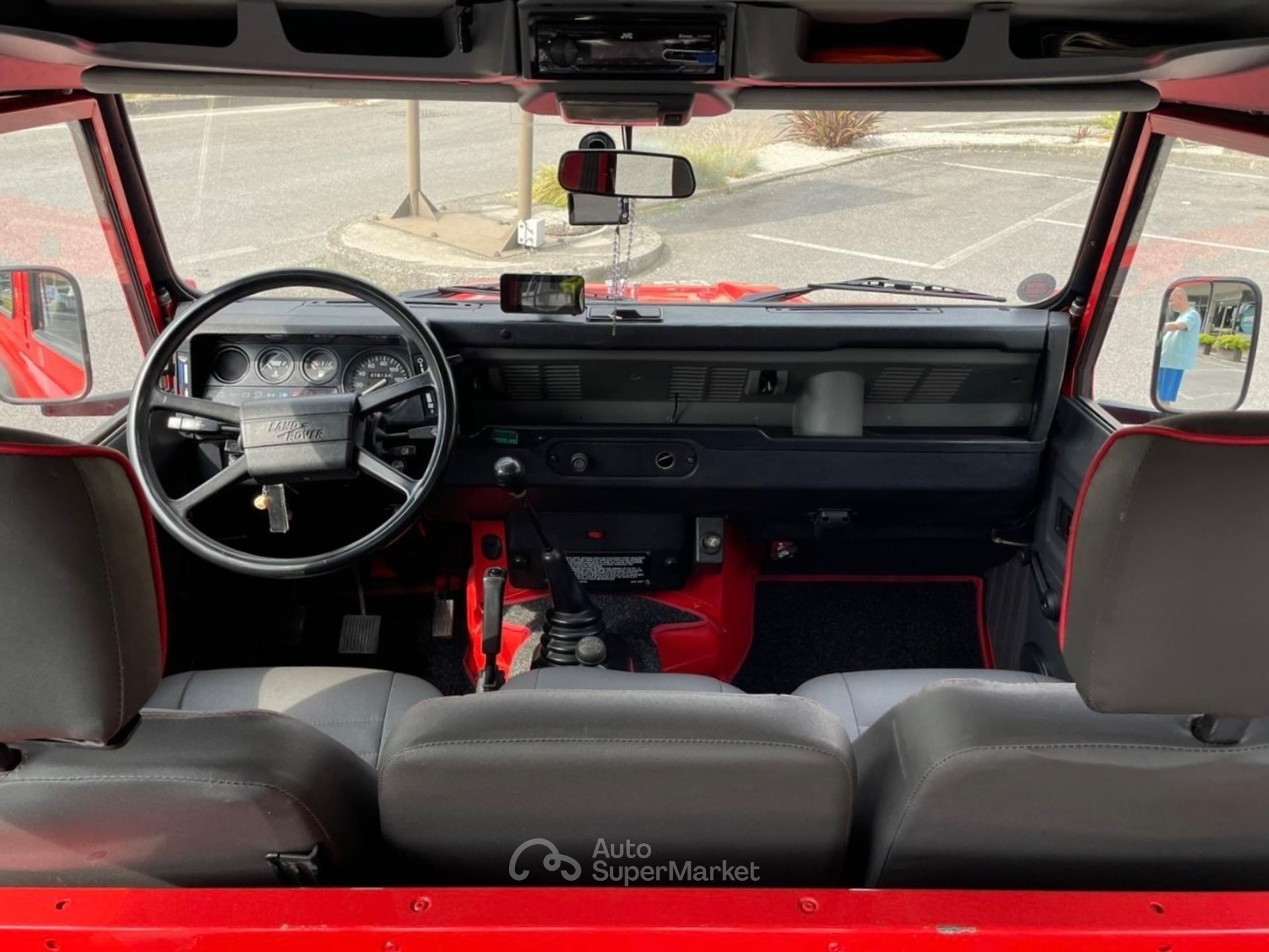 Land Rover Defender