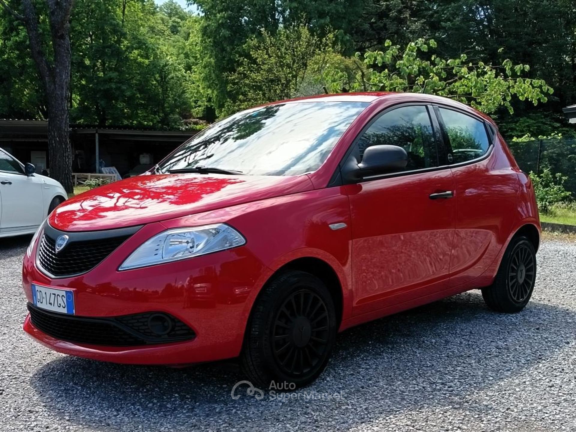 Lancia Ypsilon