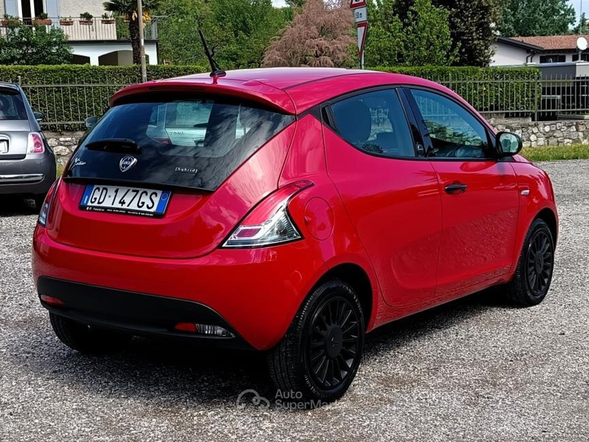 Lancia Ypsilon