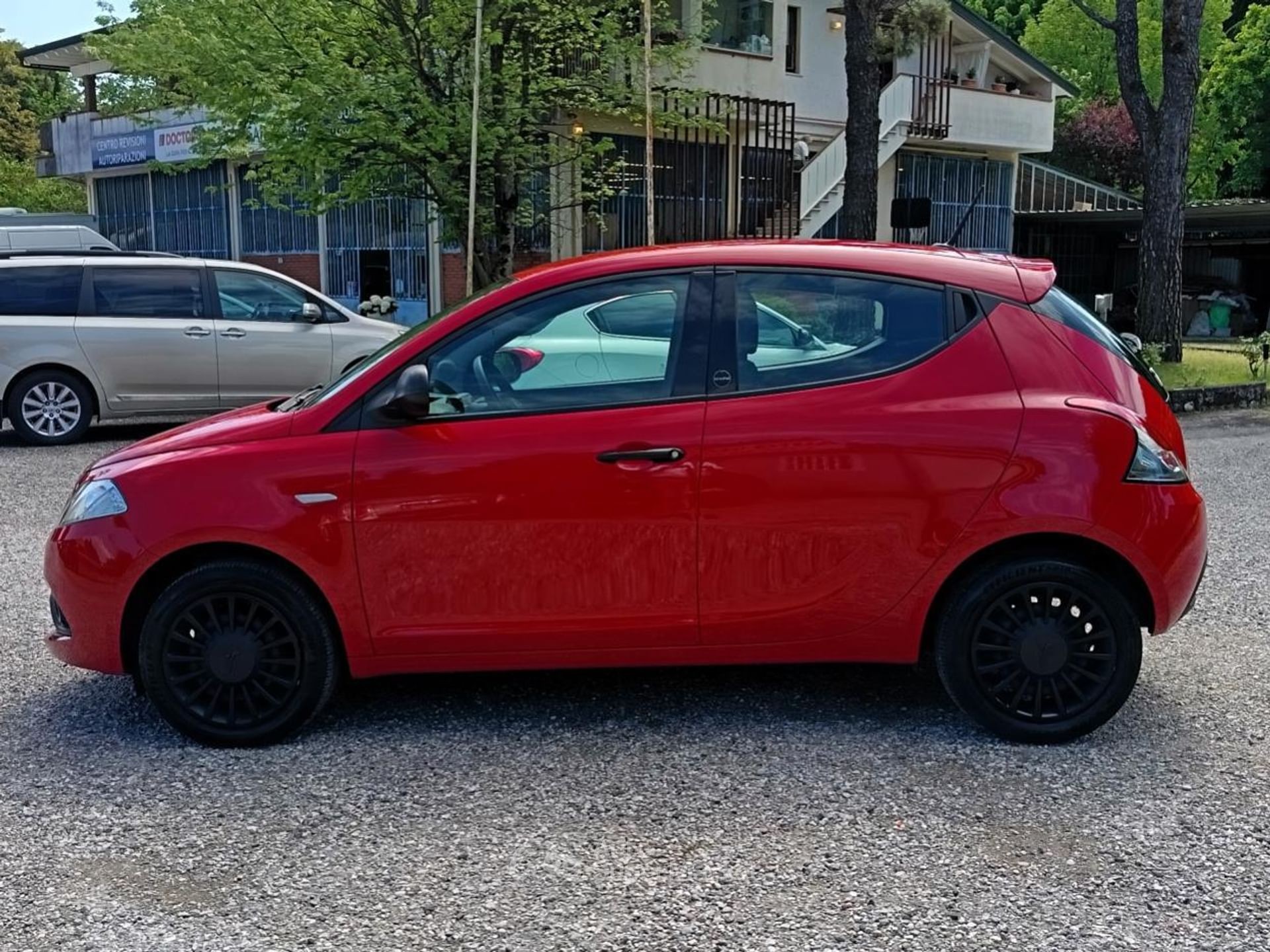 Lancia Ypsilon