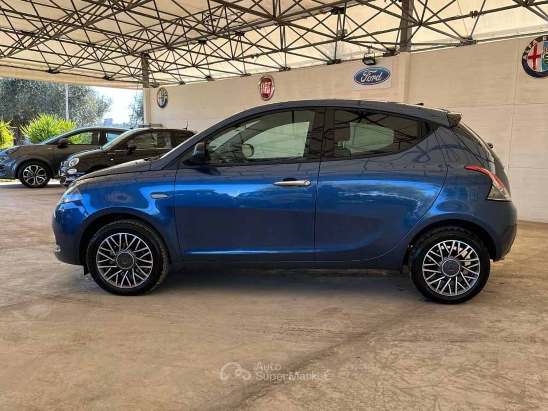 Lancia Ypsilon