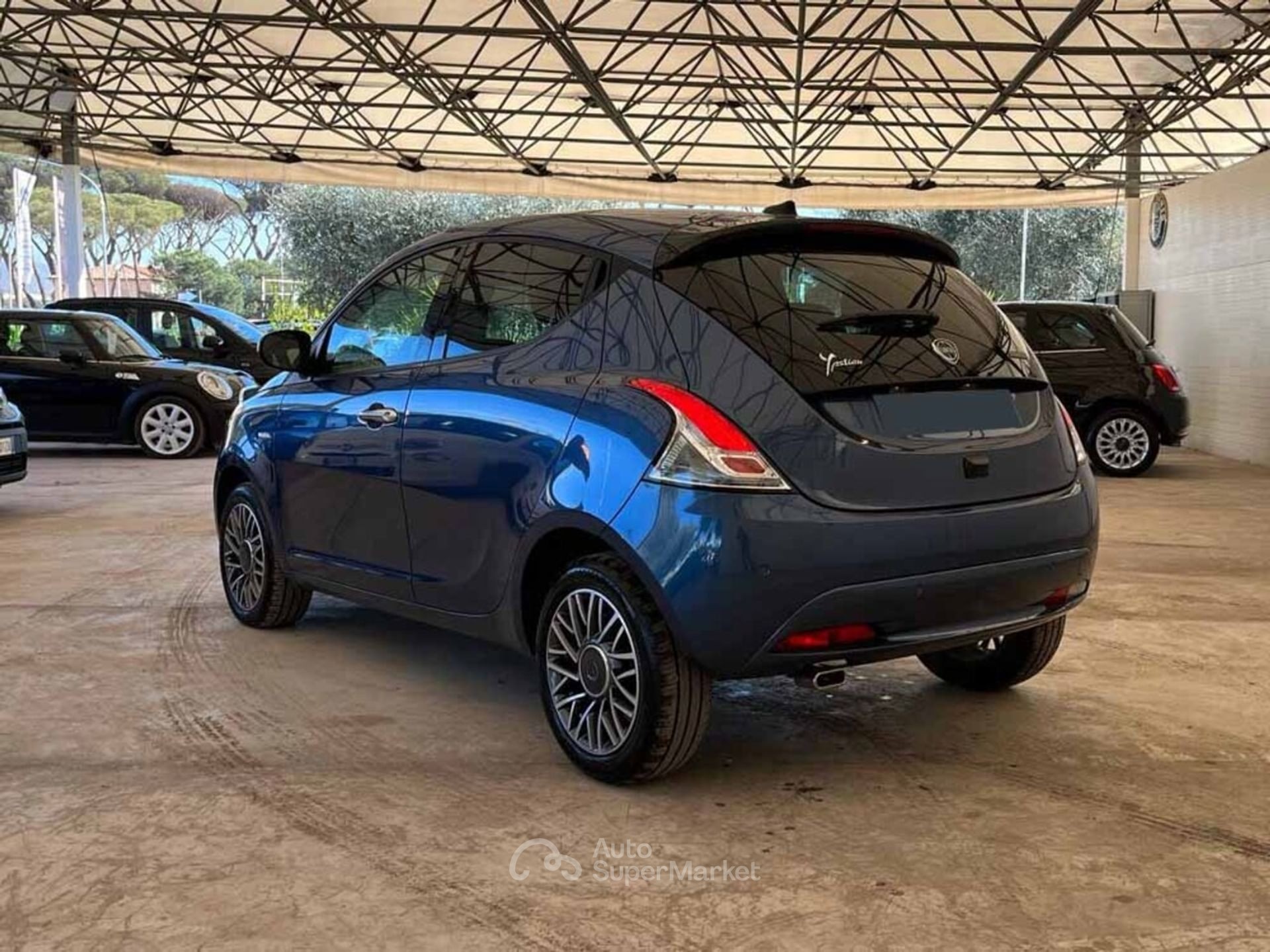 Lancia Ypsilon