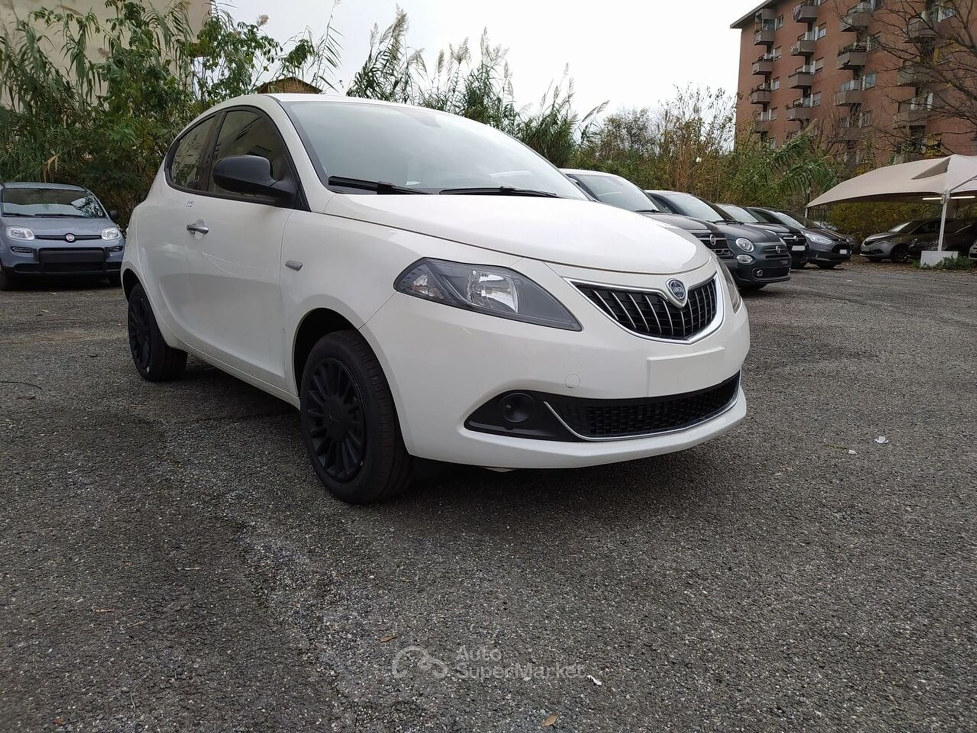 Lancia Ypsilon