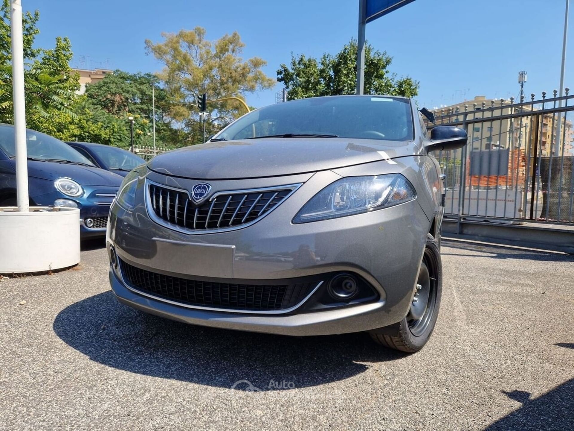 Lancia Ypsilon