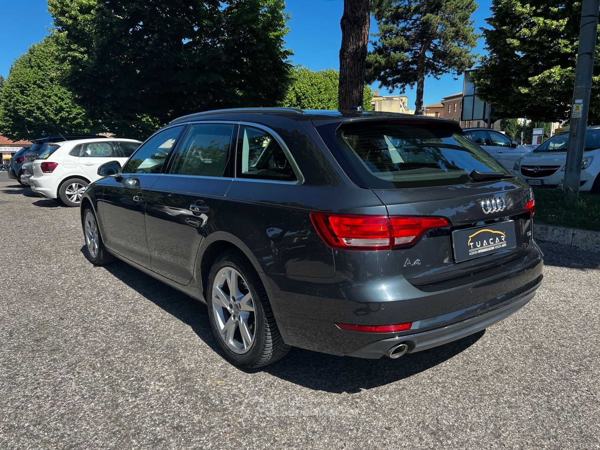 Audi A4