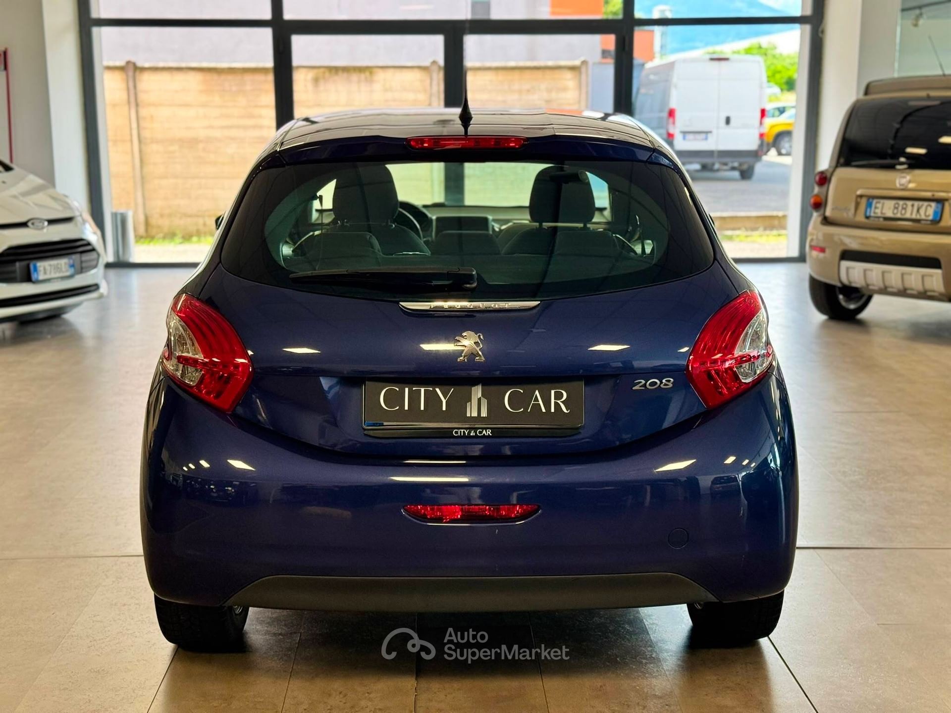 Peugeot 208