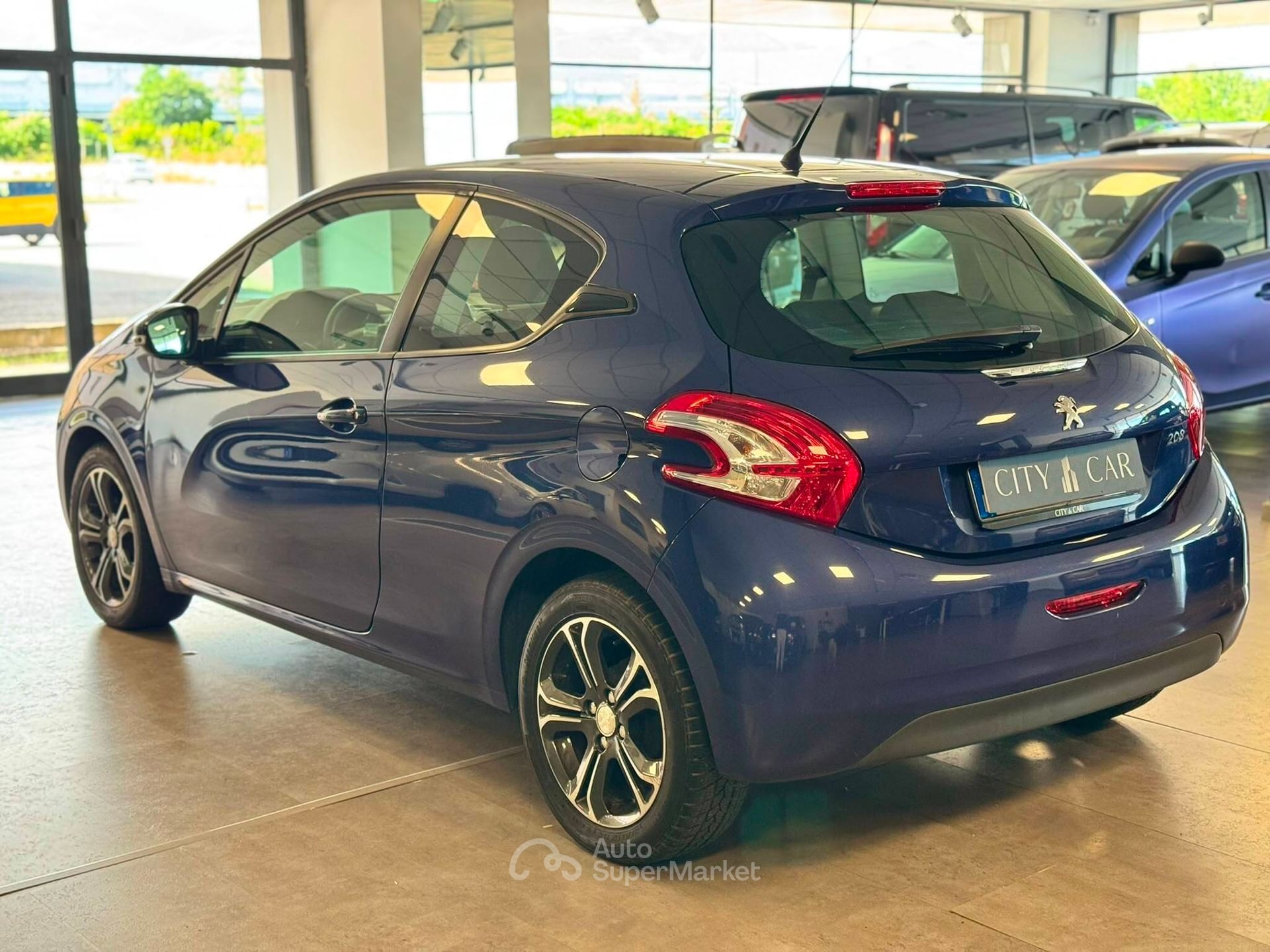 Peugeot 208