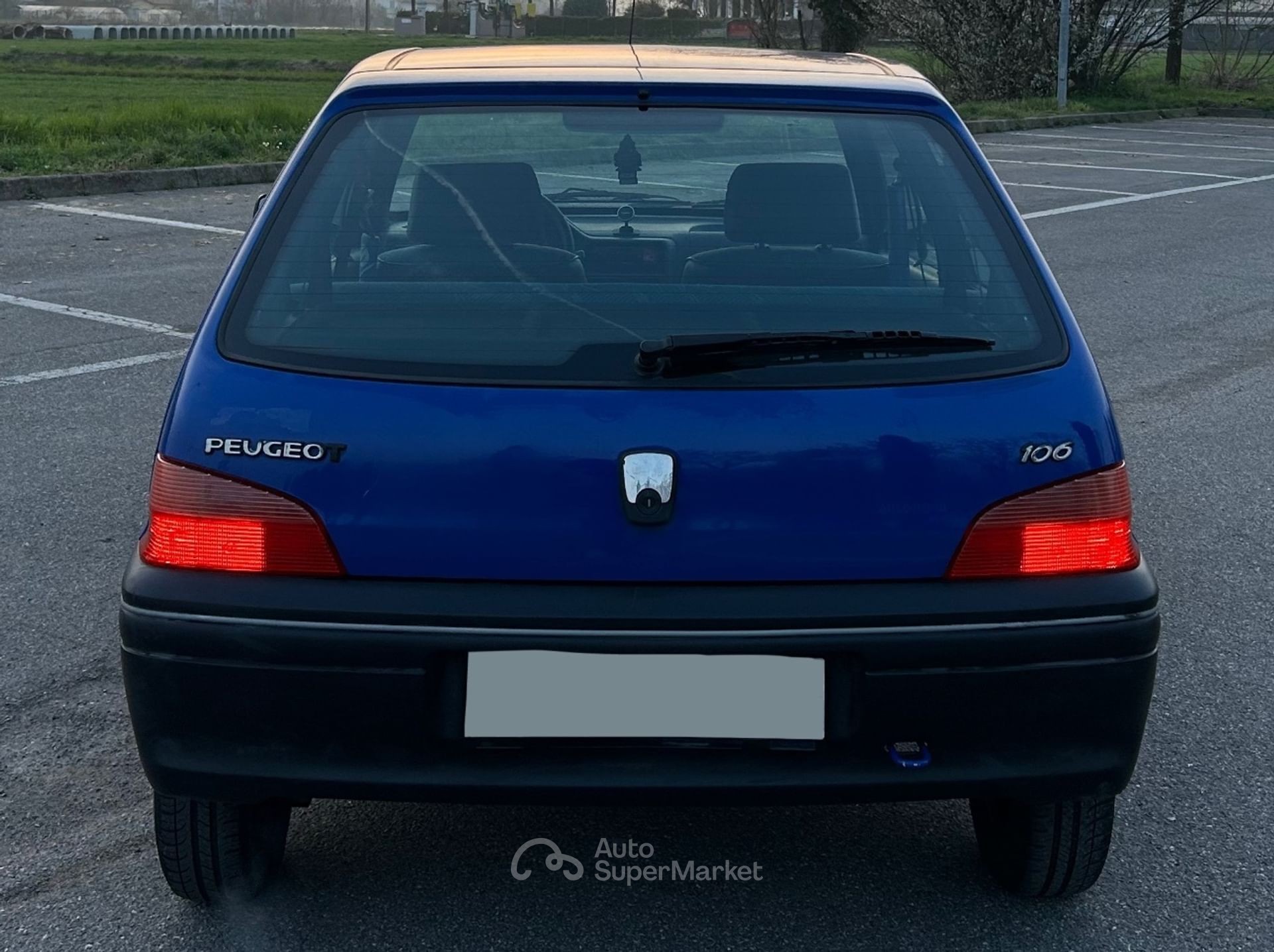 Peugeot 106