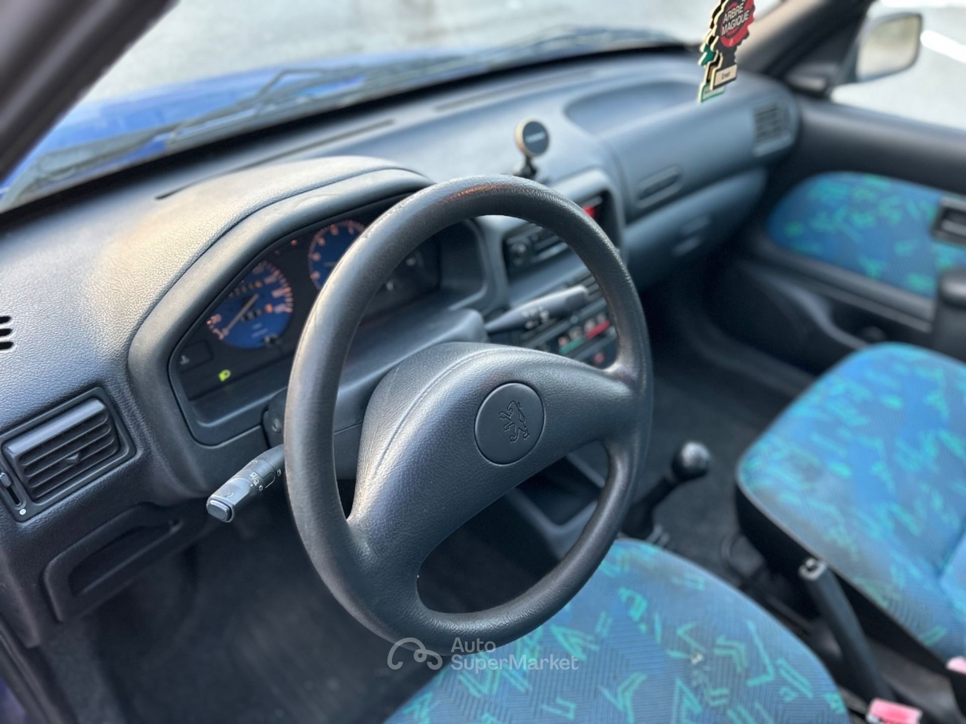 Peugeot 106