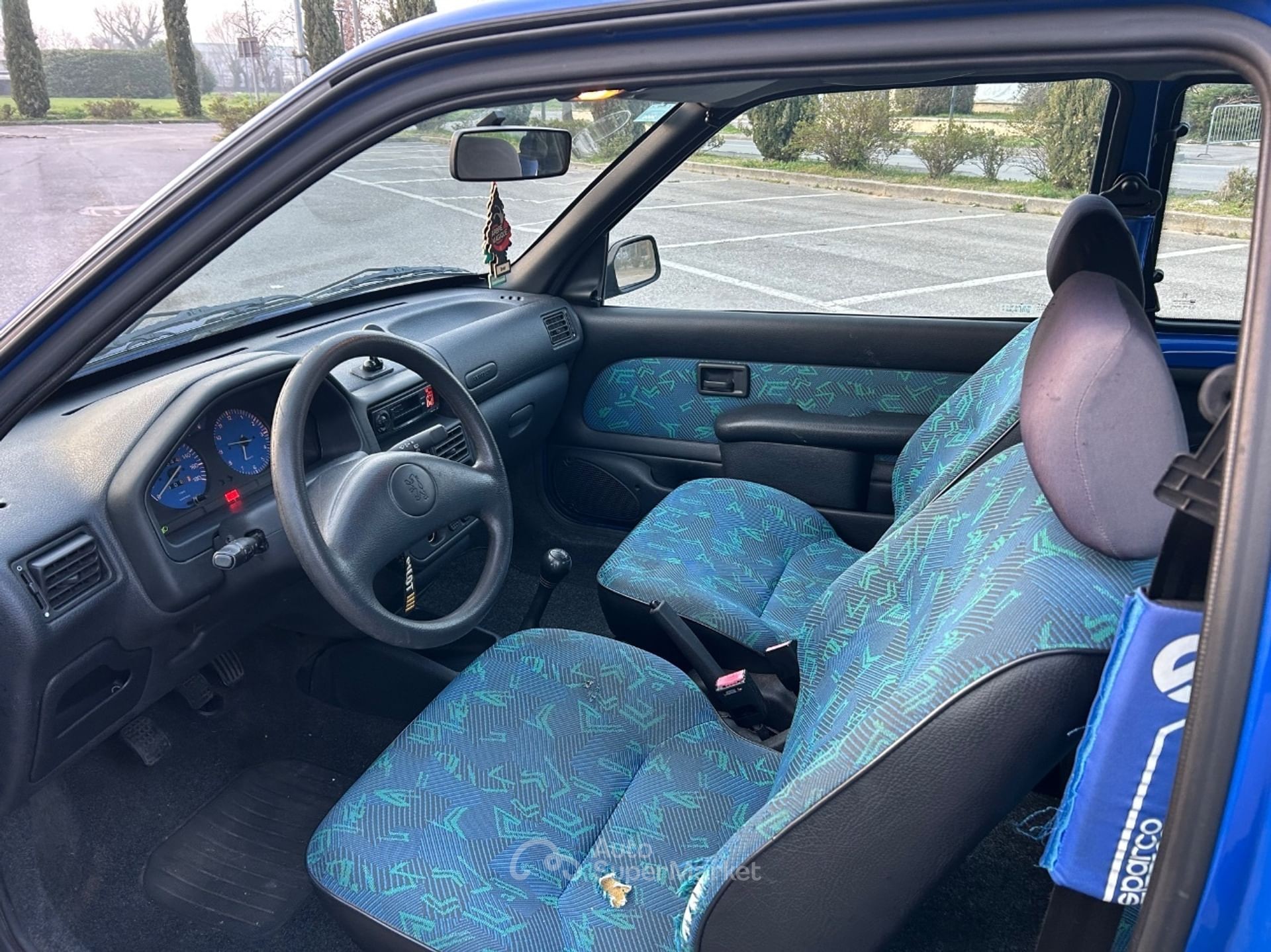Peugeot 106
