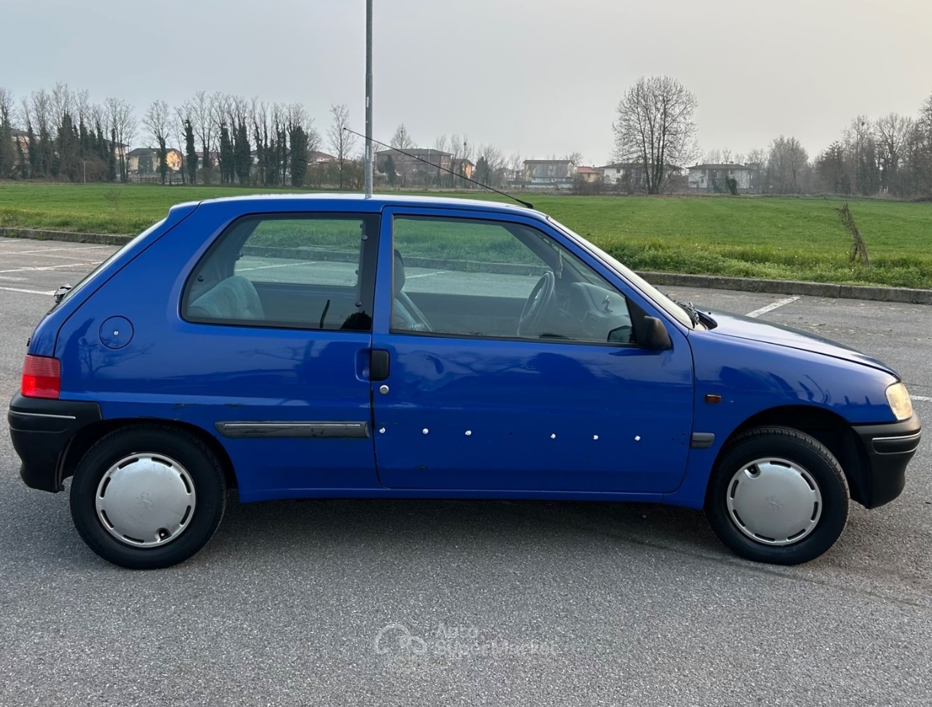 Peugeot 106