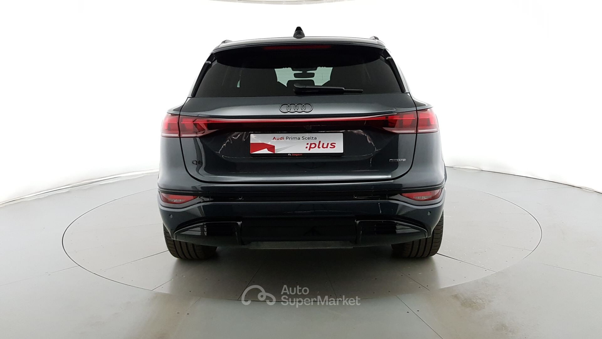 Audi Q6
