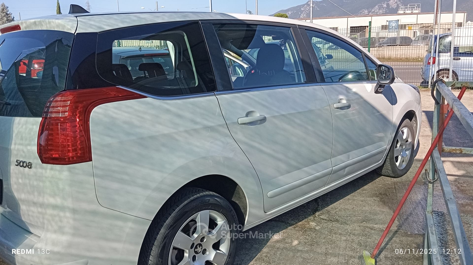 Peugeot 5008