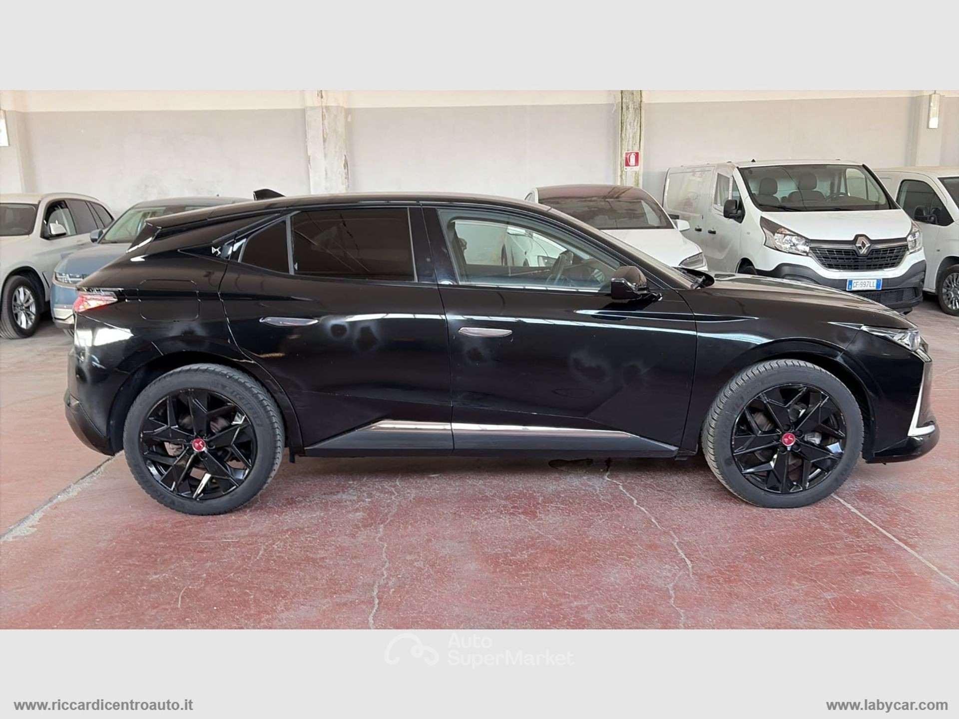 DS Automobiles DS 4