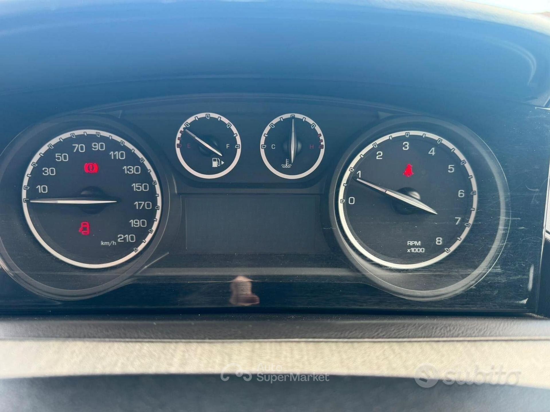 Lancia Ypsilon