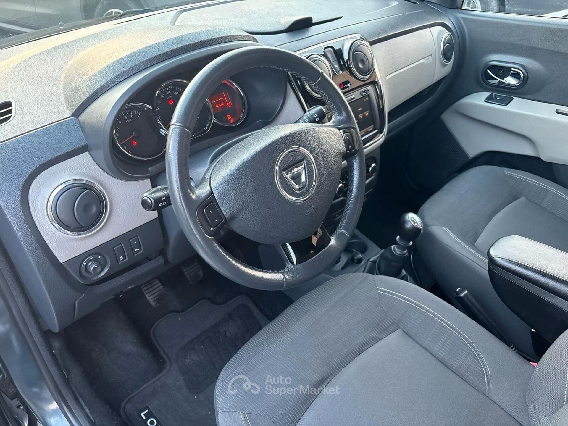 Dacia Lodgy