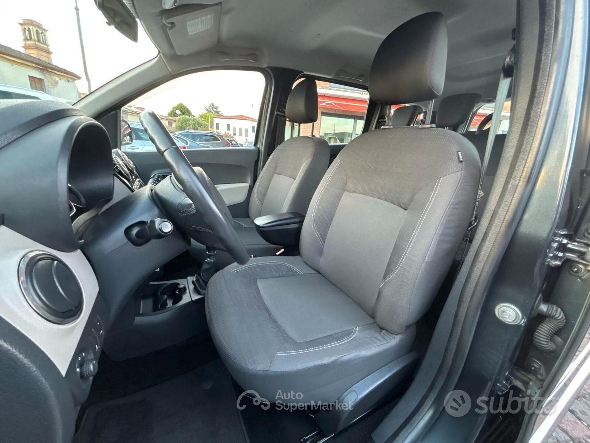 Dacia Lodgy