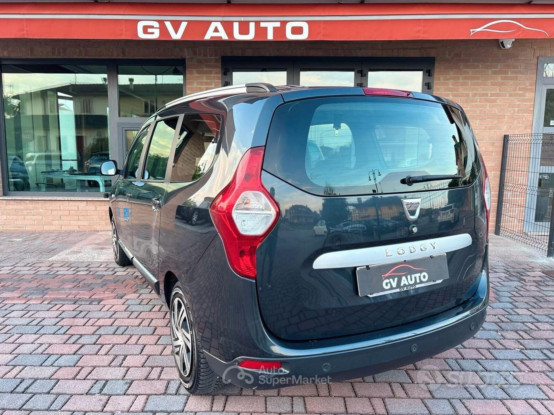 Dacia Lodgy