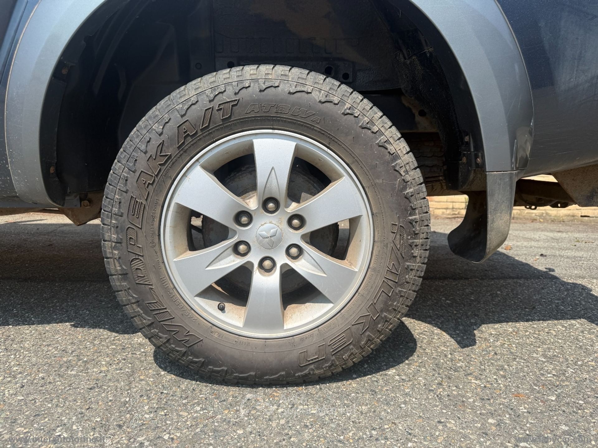 Mitsubishi L200