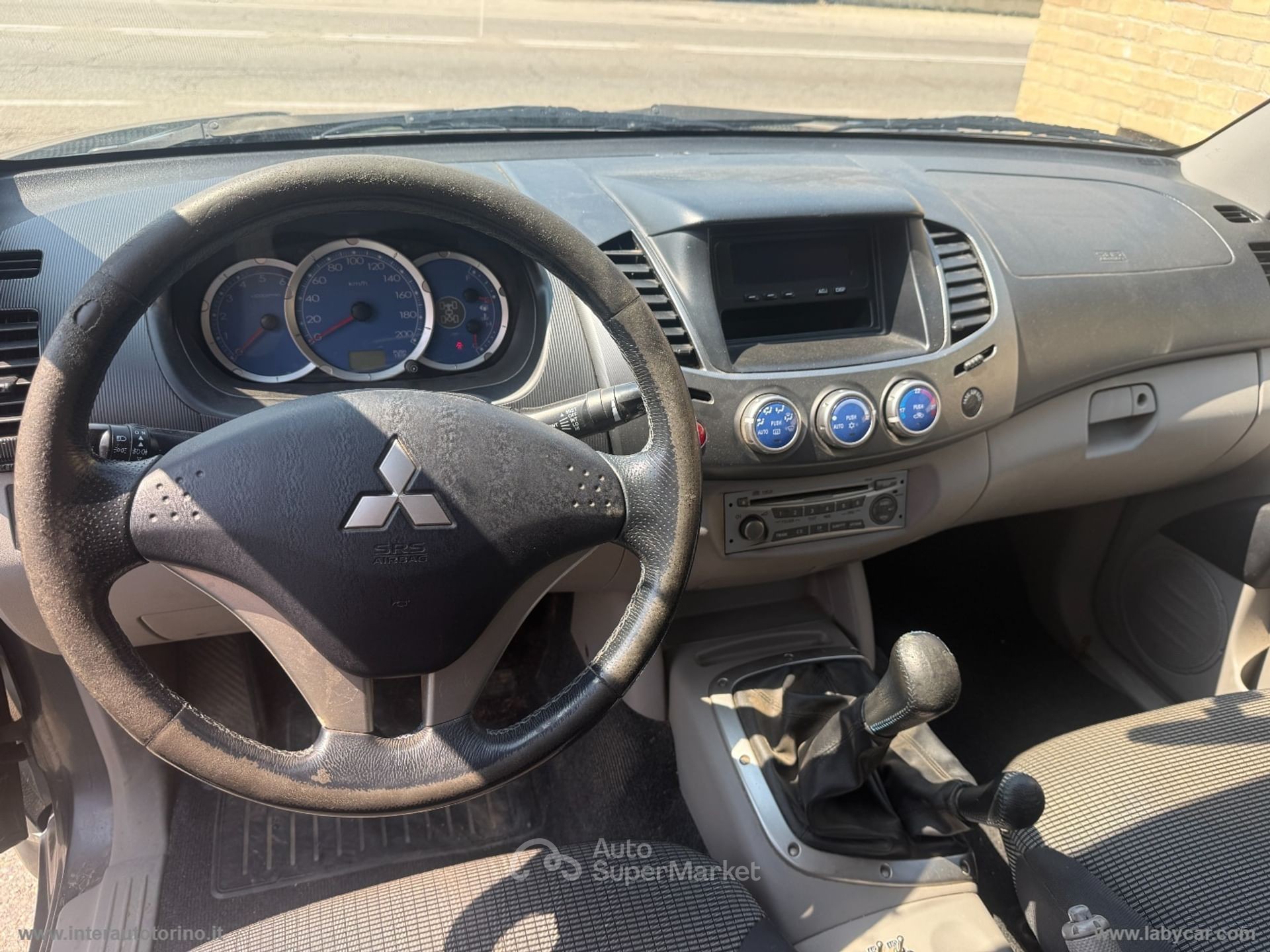 Mitsubishi L200
