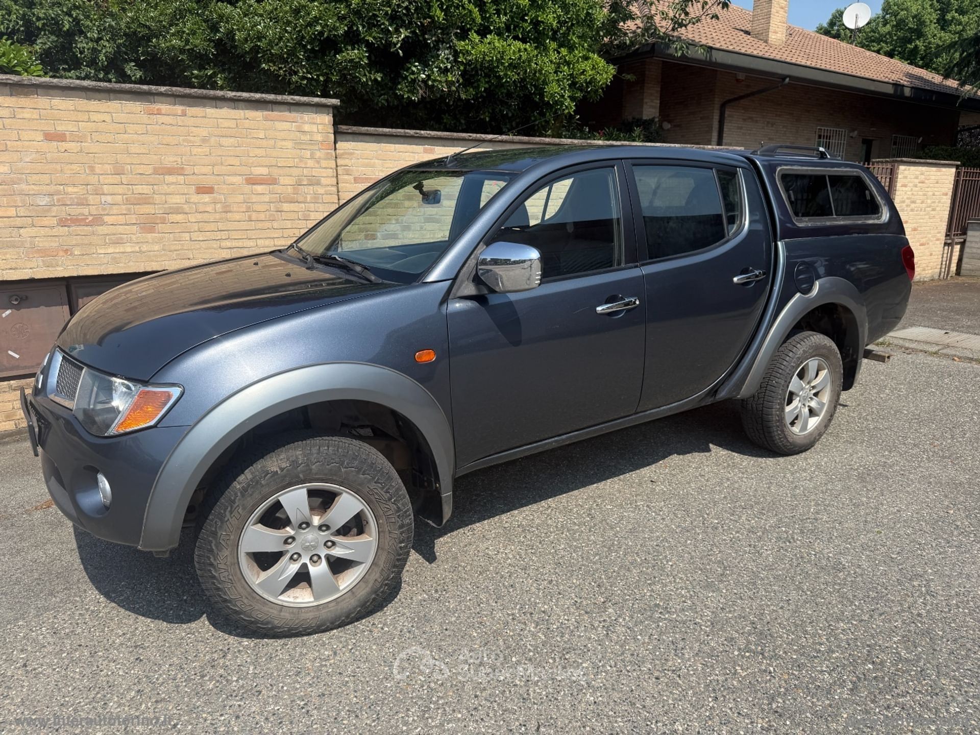 Mitsubishi L200