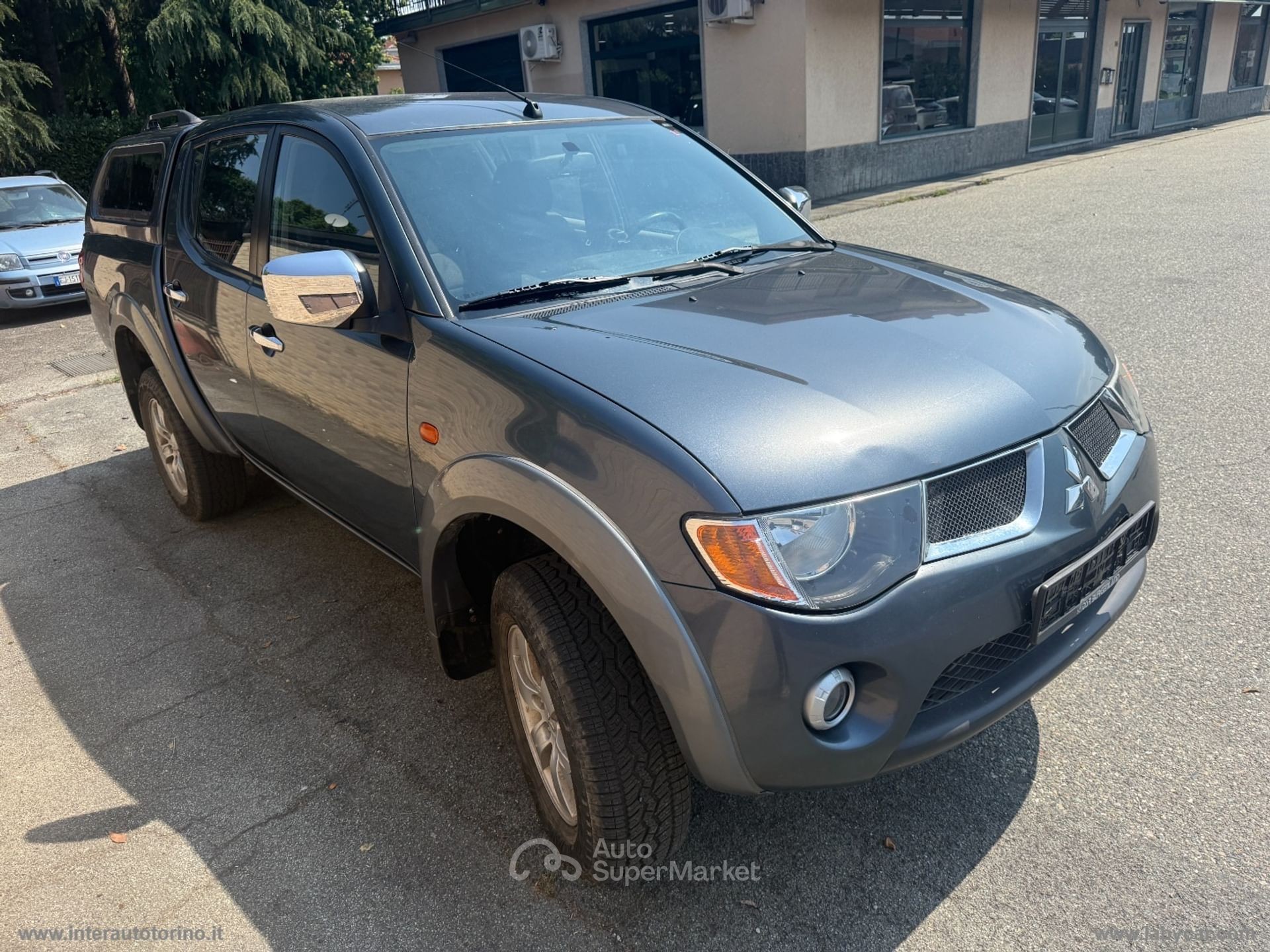 Mitsubishi L200