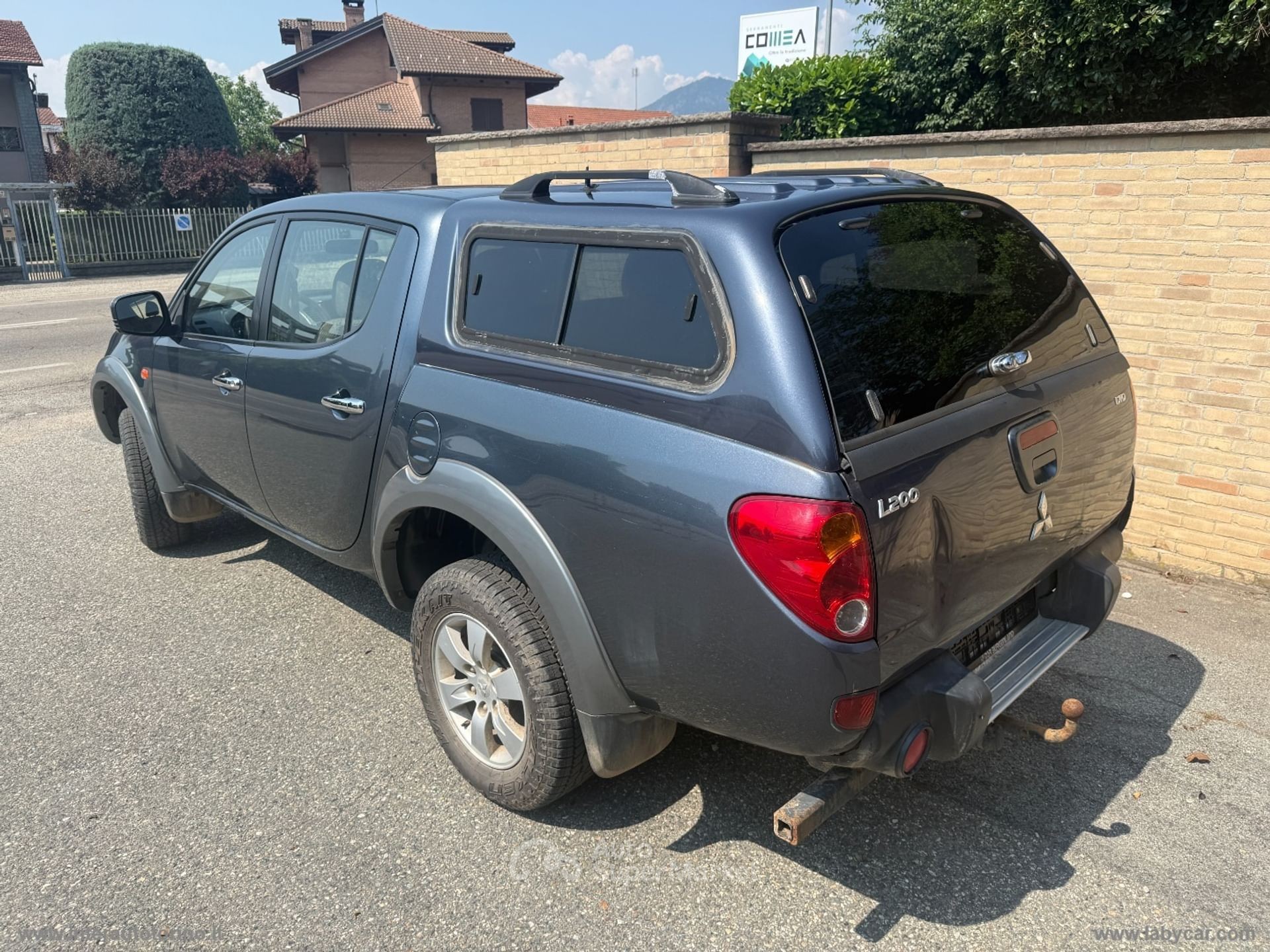 Mitsubishi L200