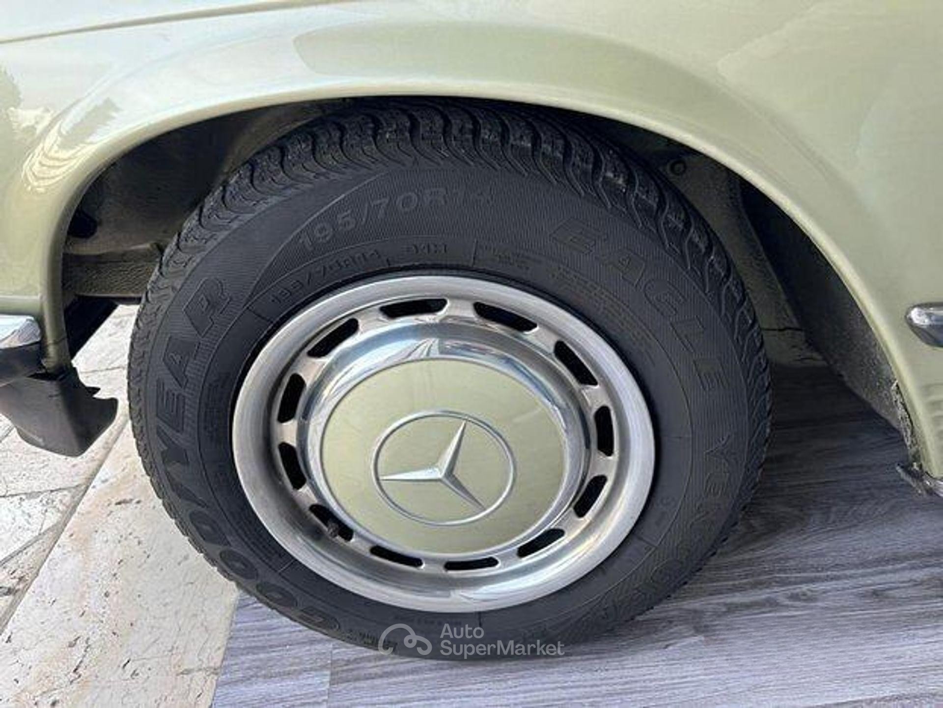 Mercedes-Benz SLC
