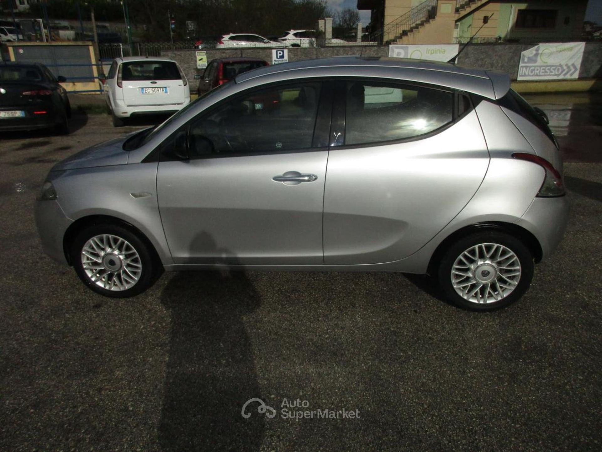 Lancia Ypsilon