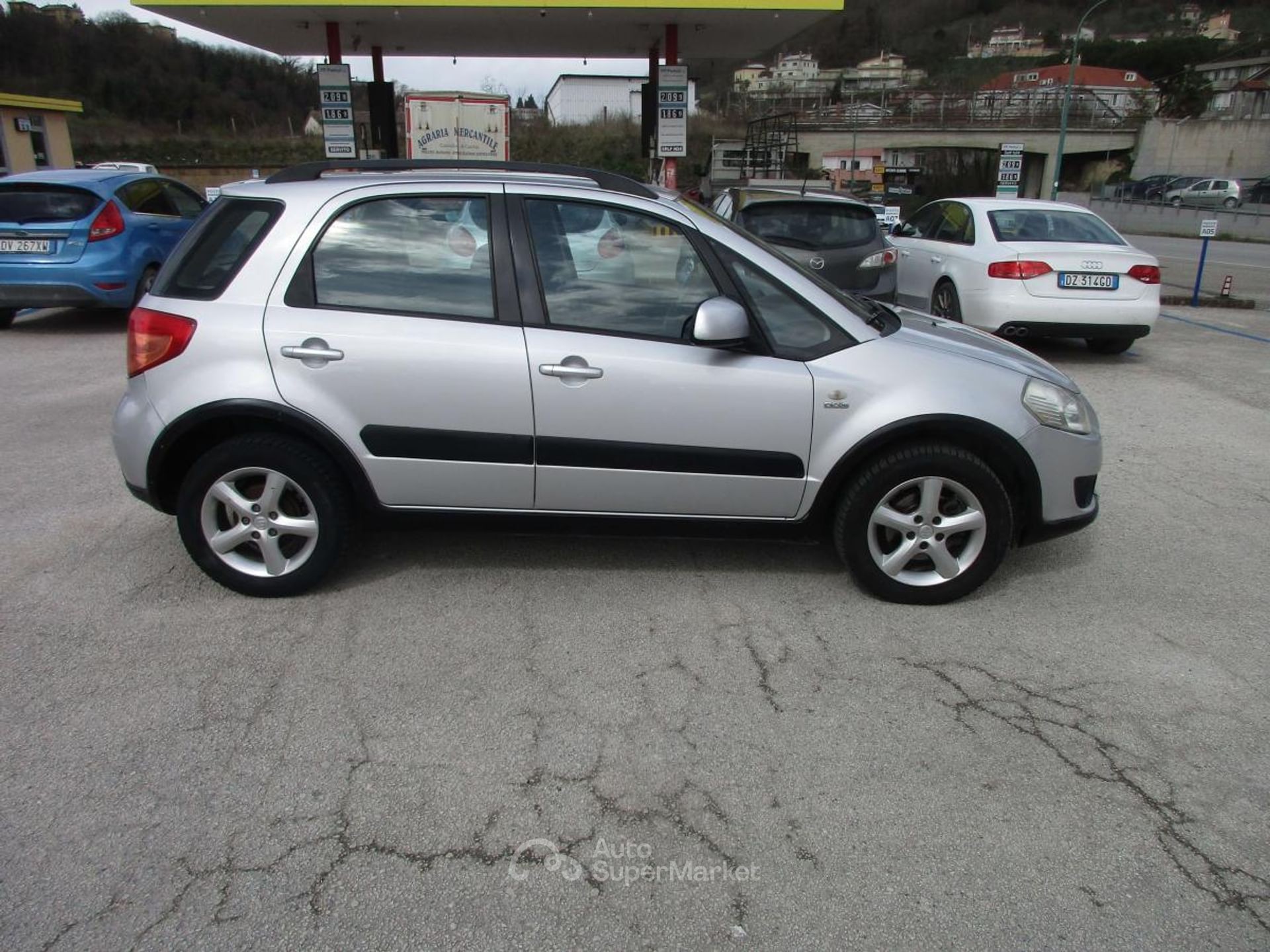 Suzuki SX4