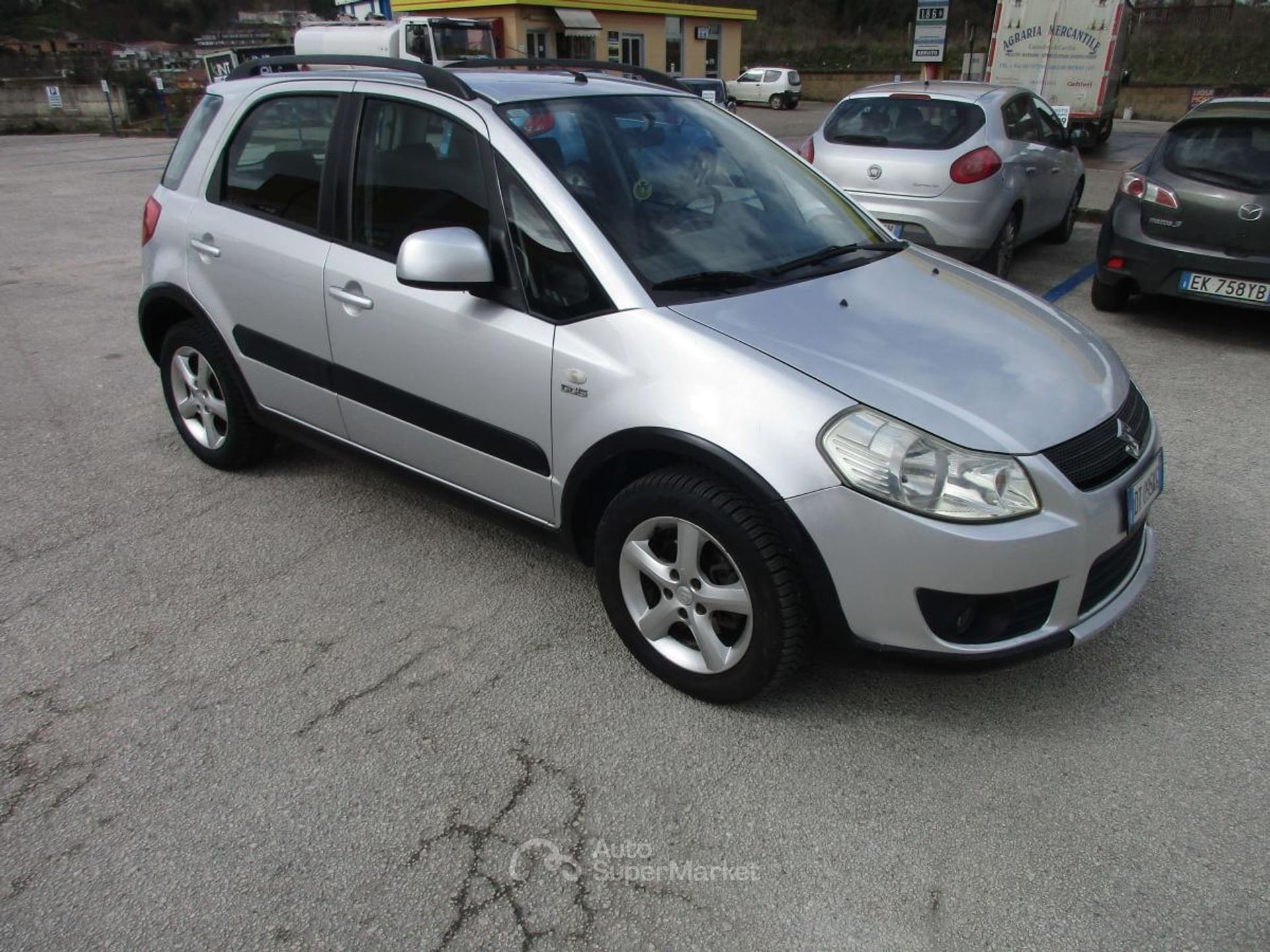 Suzuki SX4