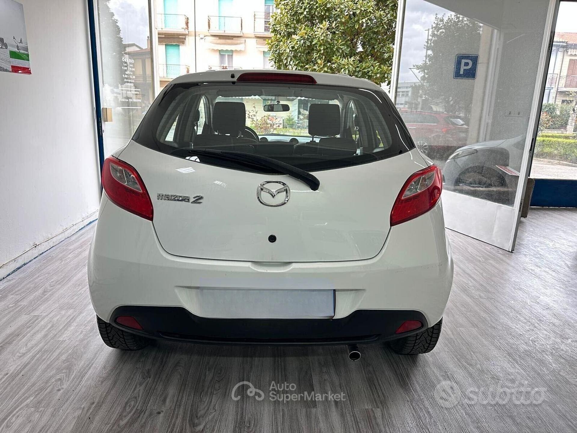 Mazda 2