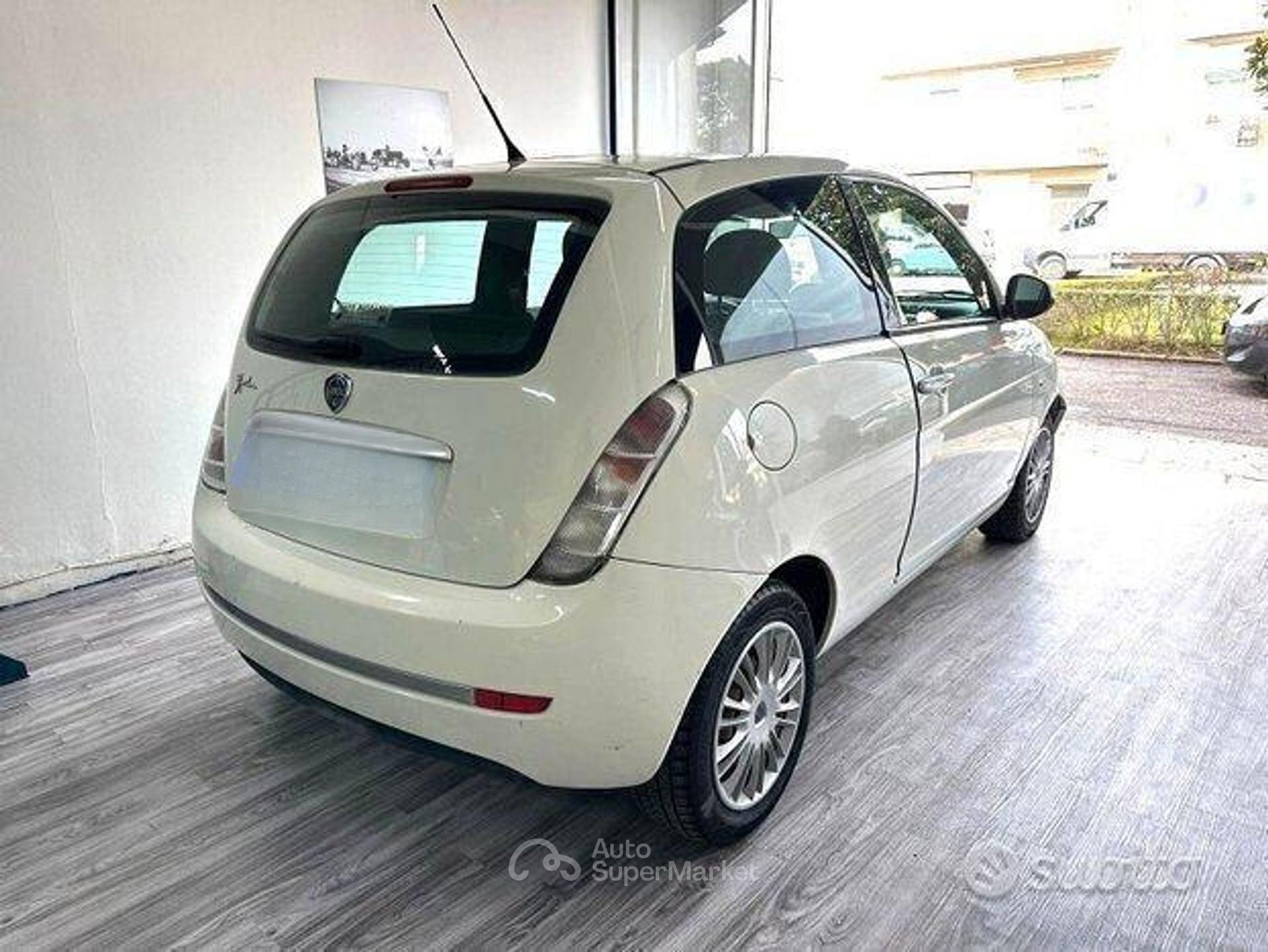 Lancia Ypsilon