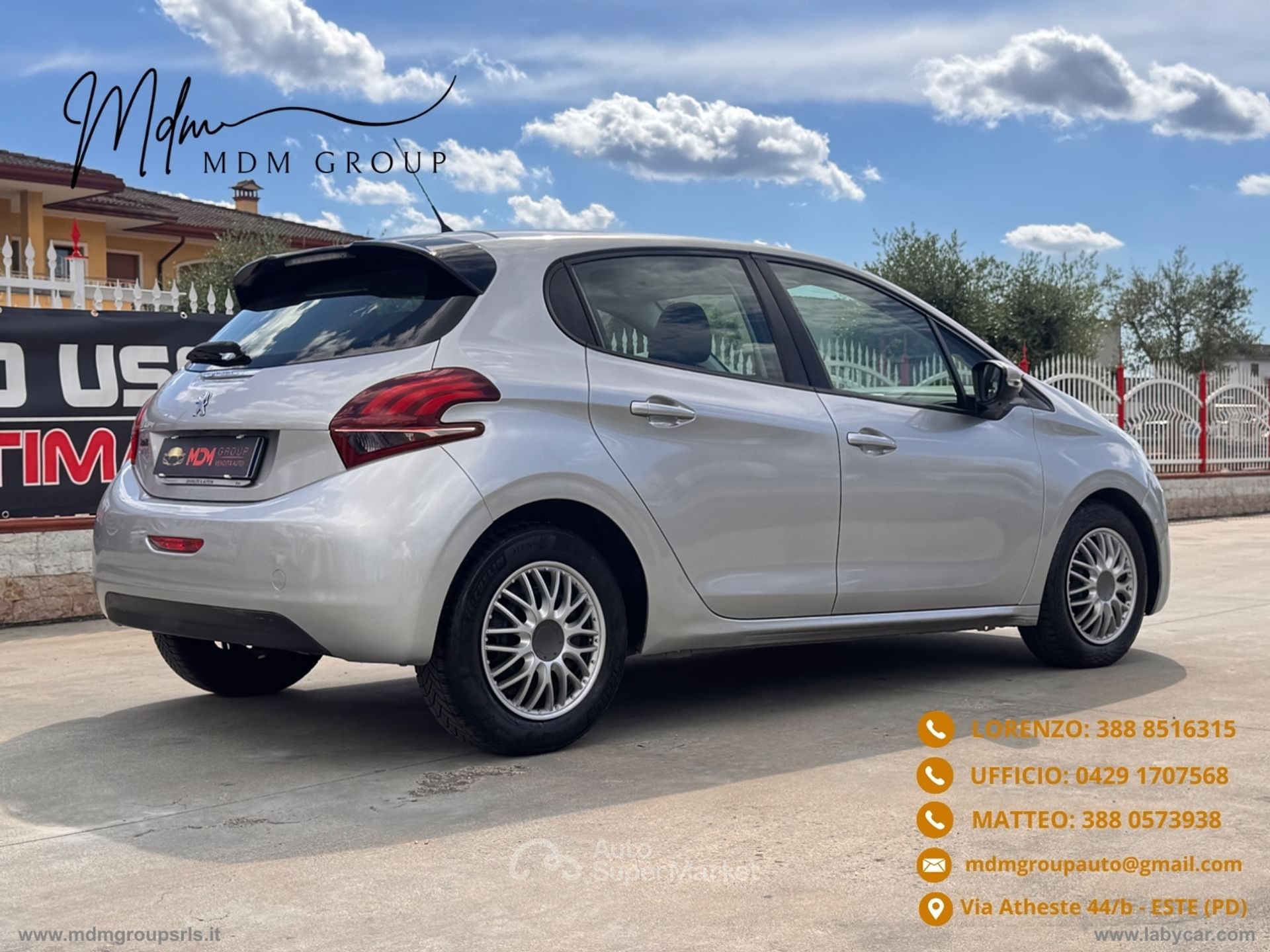 Peugeot 208