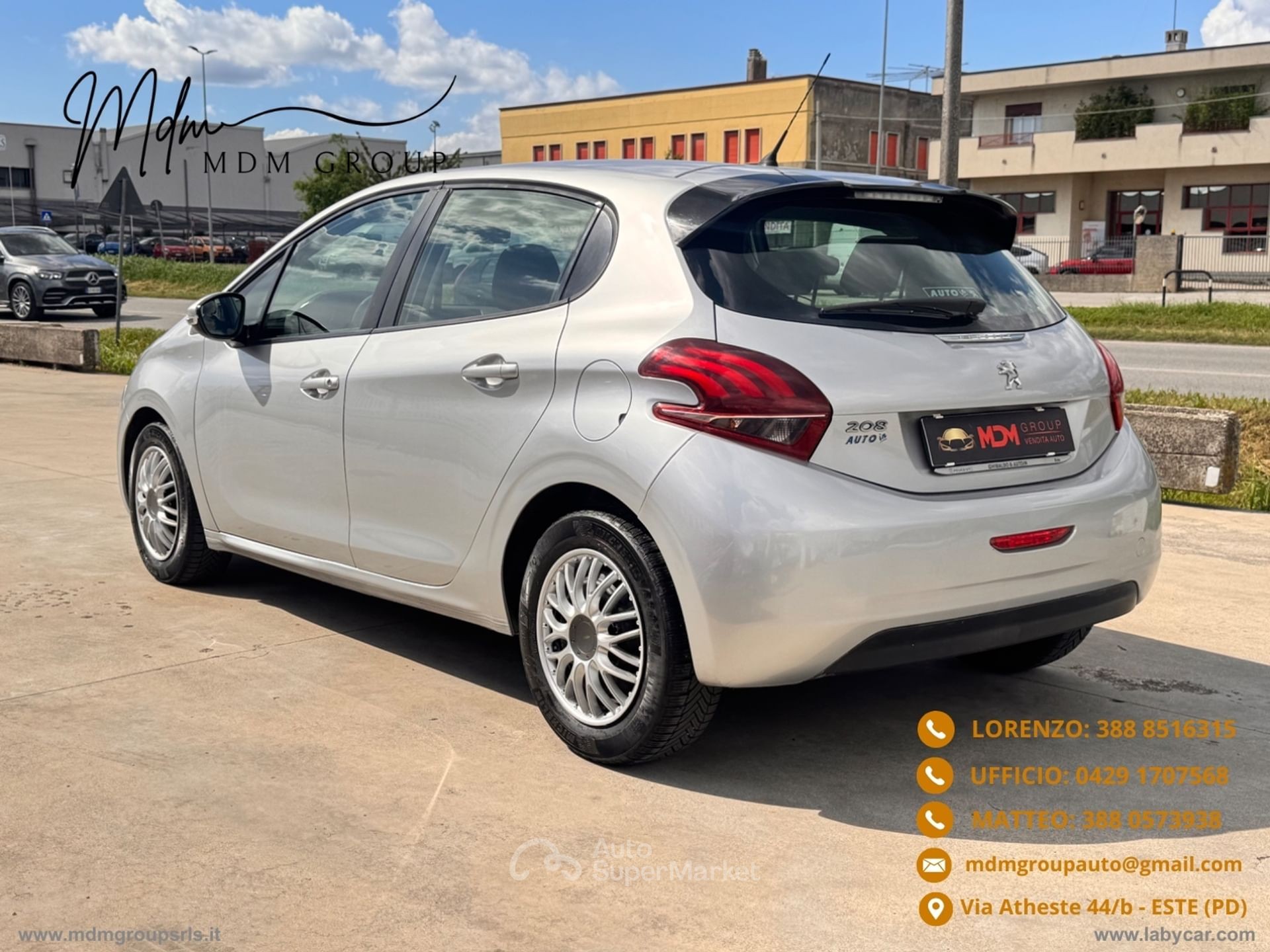 Peugeot 208